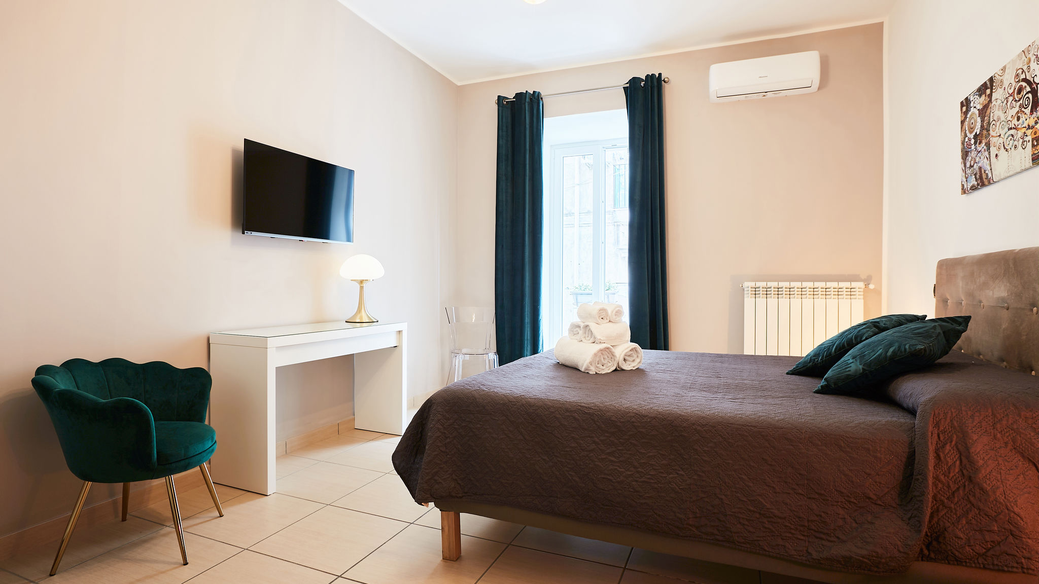 Italianway Napoli Vicky's Luxury Guesthouse by NapoliApartments