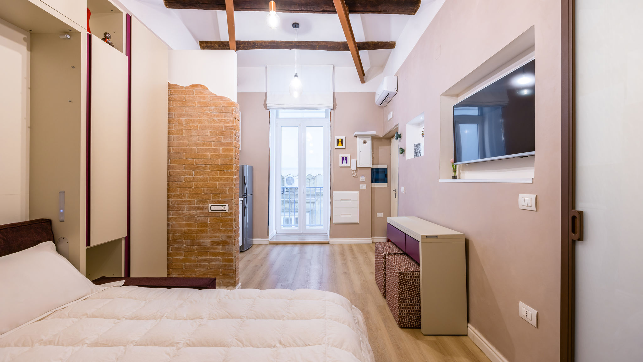 Italianway Napoli Toledo Warm Renovated Studio