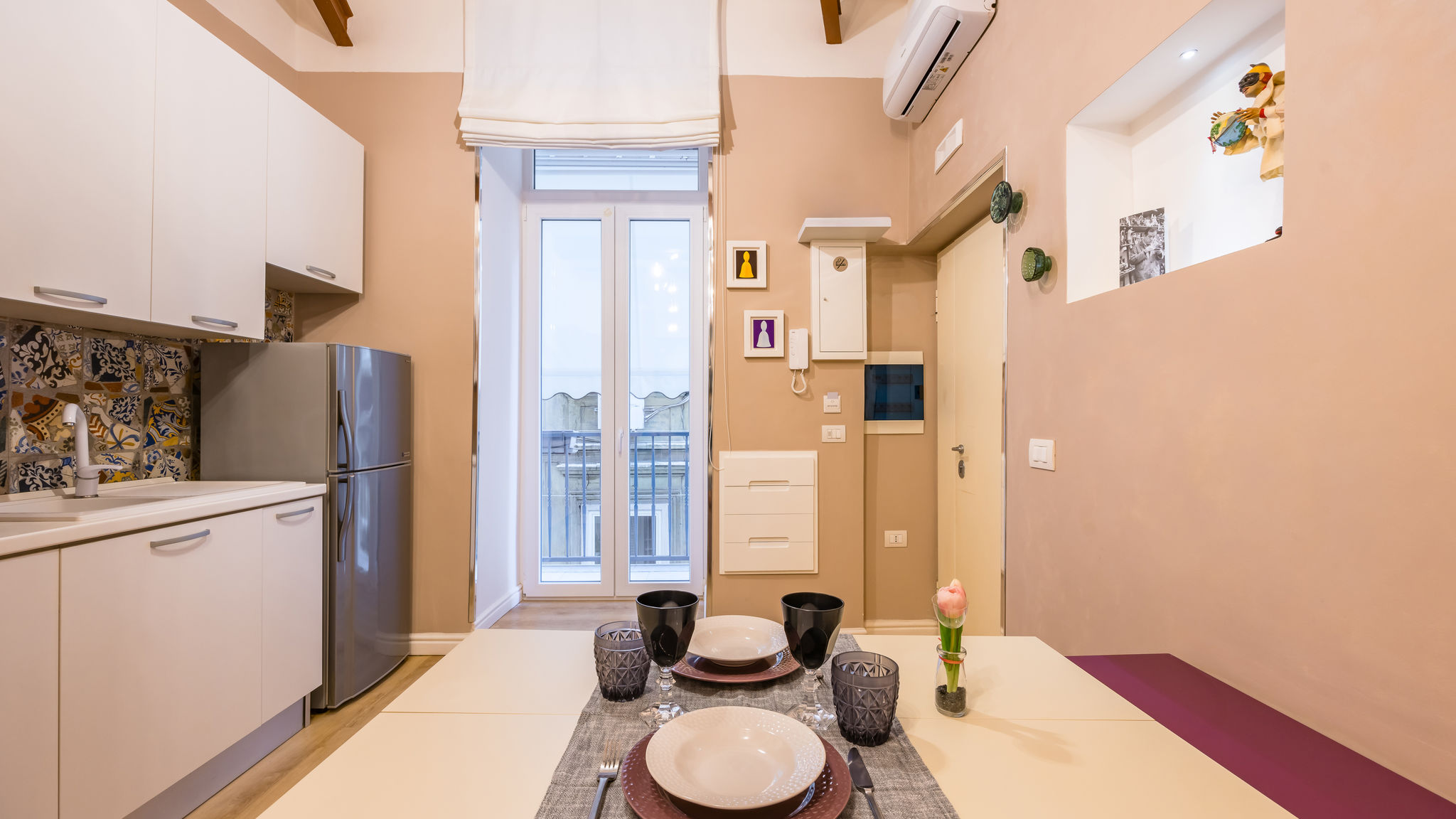 Italianway Napoli Toledo Warm Renovated Studio