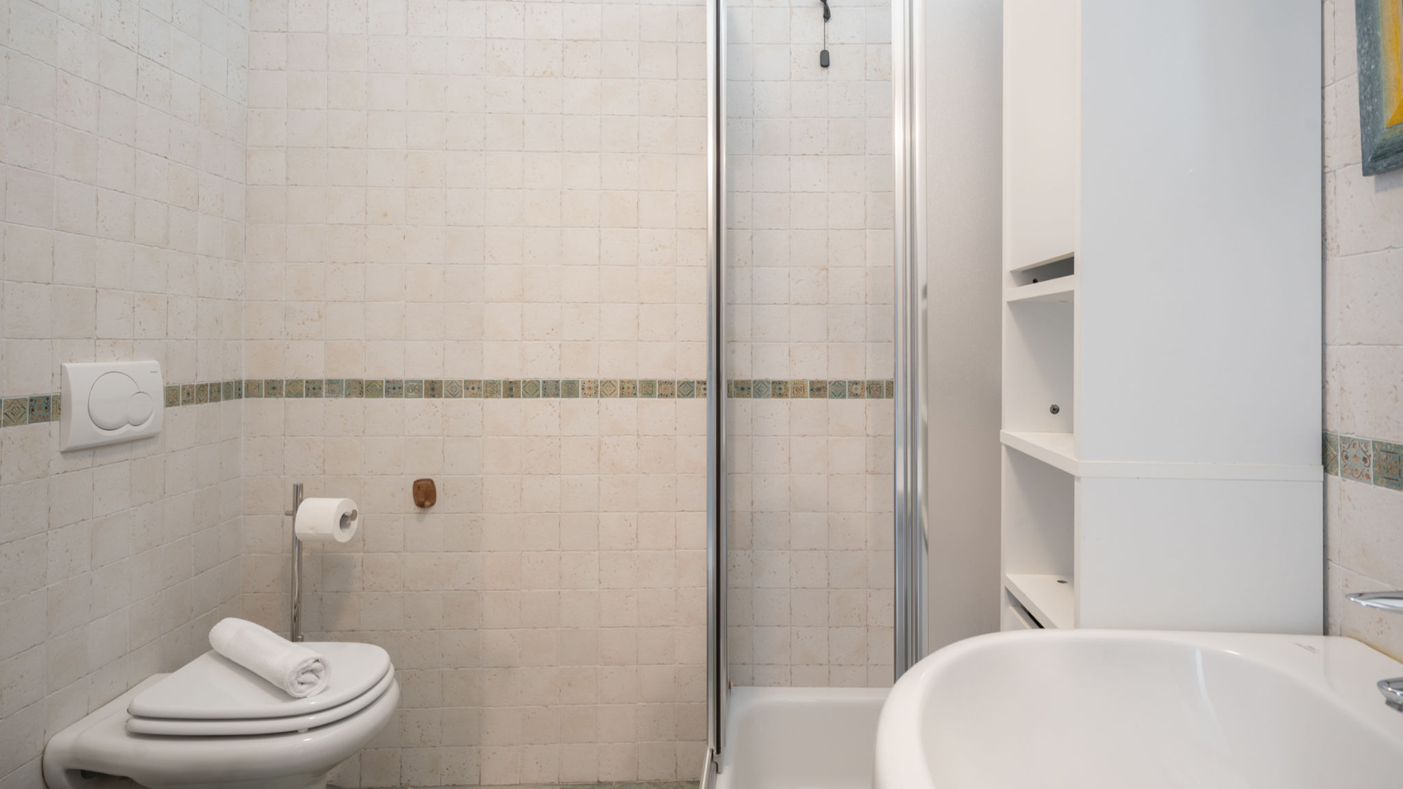 Italianway Bellano Glicine sul Lago - Breva