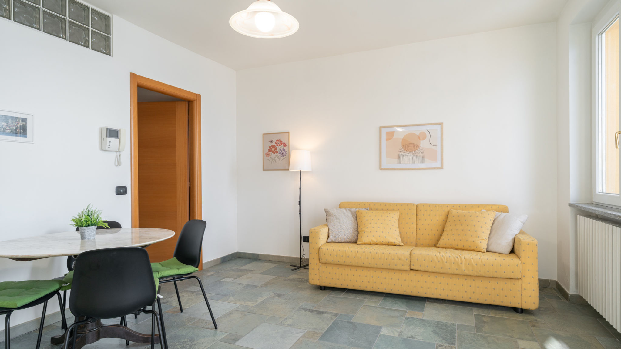 Italianway Bellano Glicine sul Lago Tivan