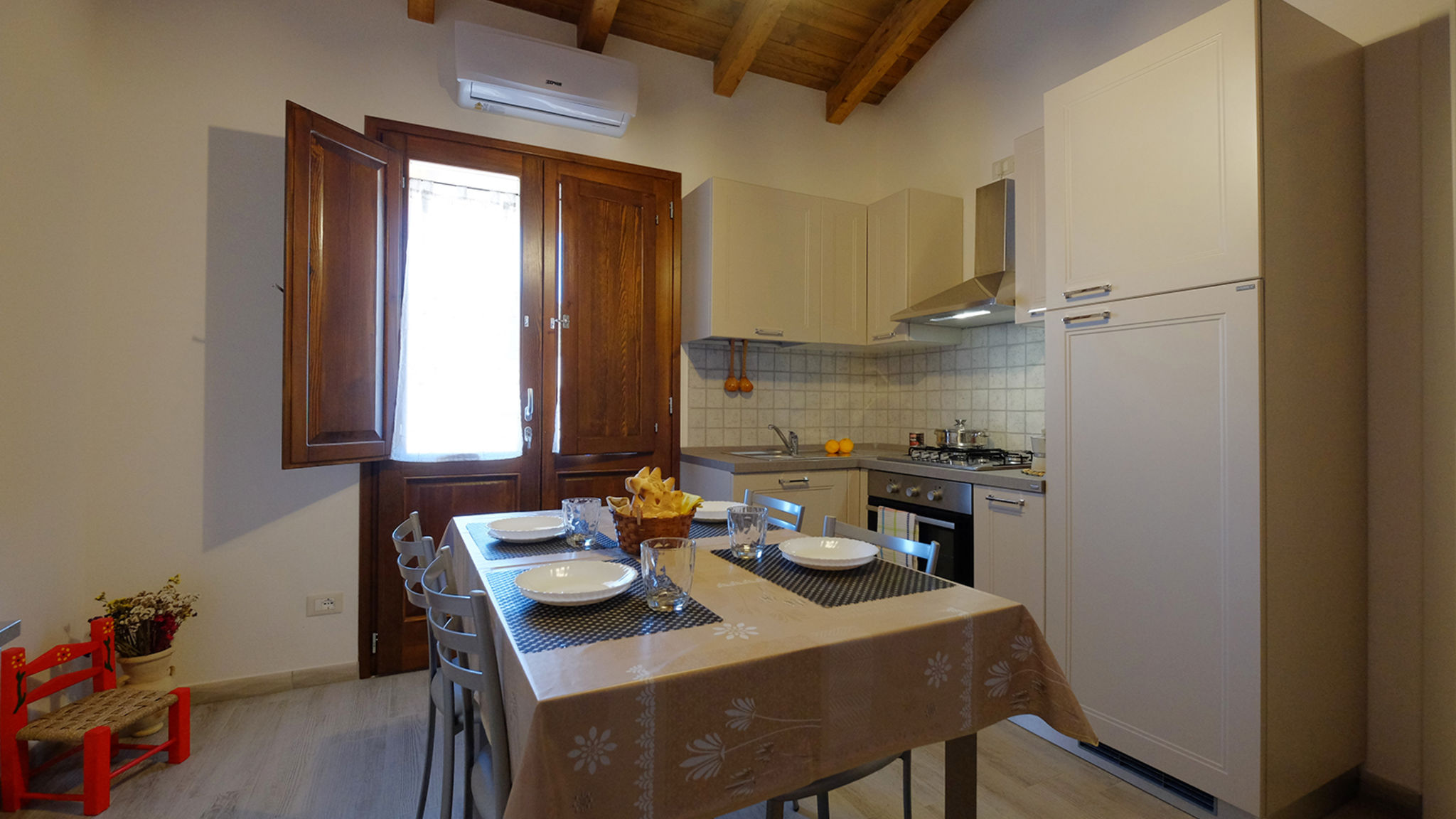 Italianway Teulada Dimora Rossa sulla casa baronale