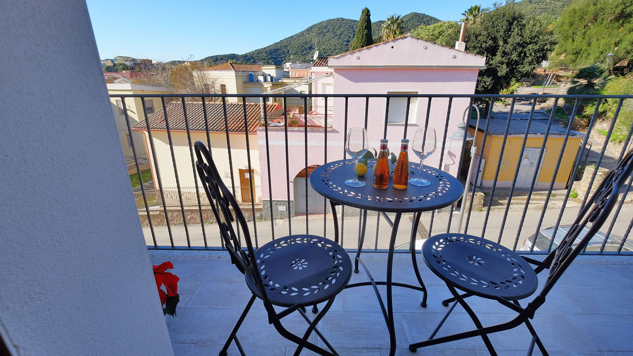 Italianway Teulada Dimora Rossa sulla casa baronale