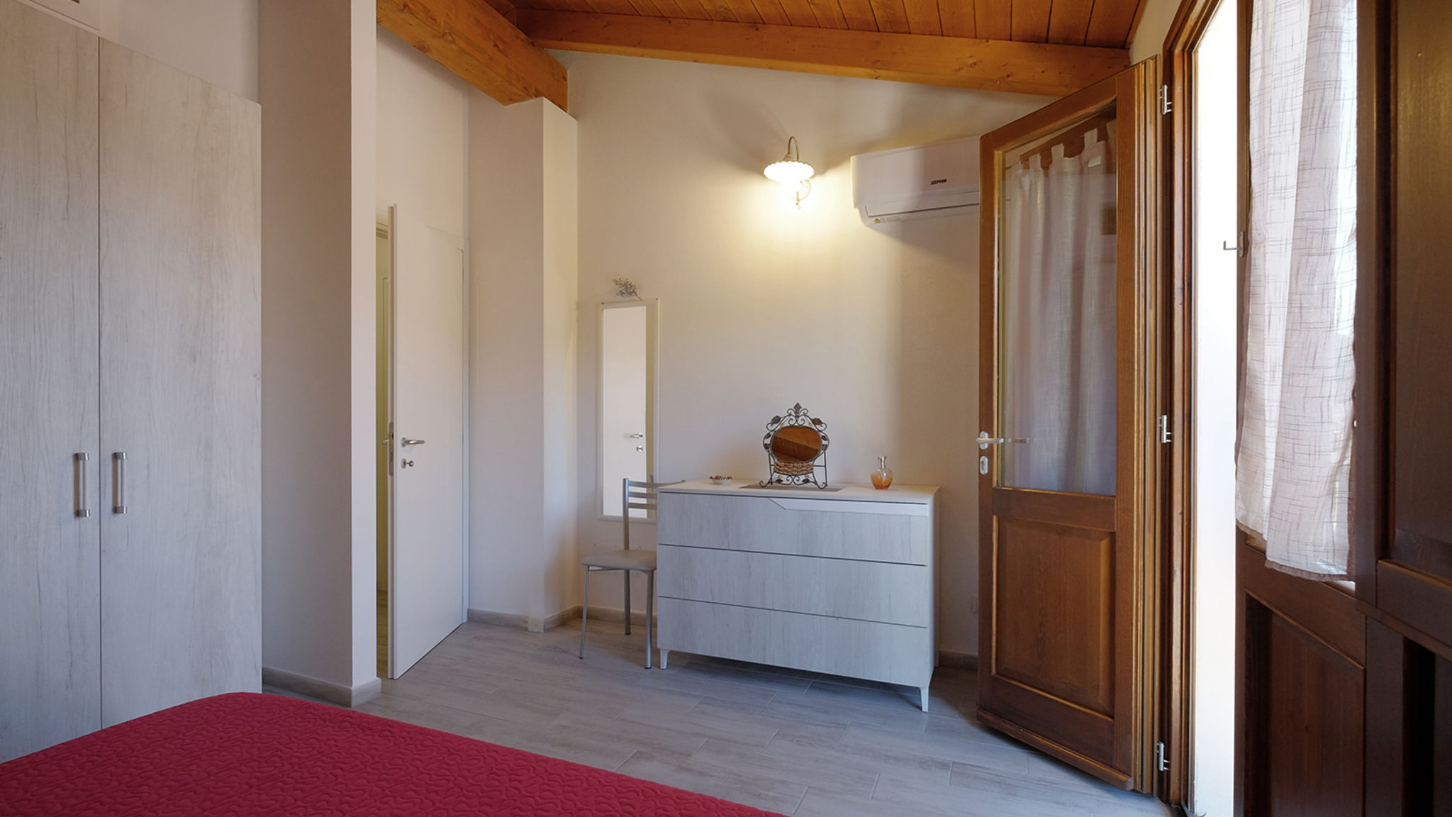 Italianway Teulada Dimora Rossa sulla casa baronale