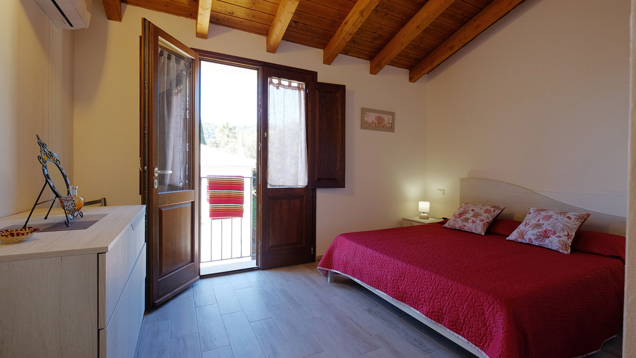 Italianway Teulada Dimora Rossa sulla casa baronale