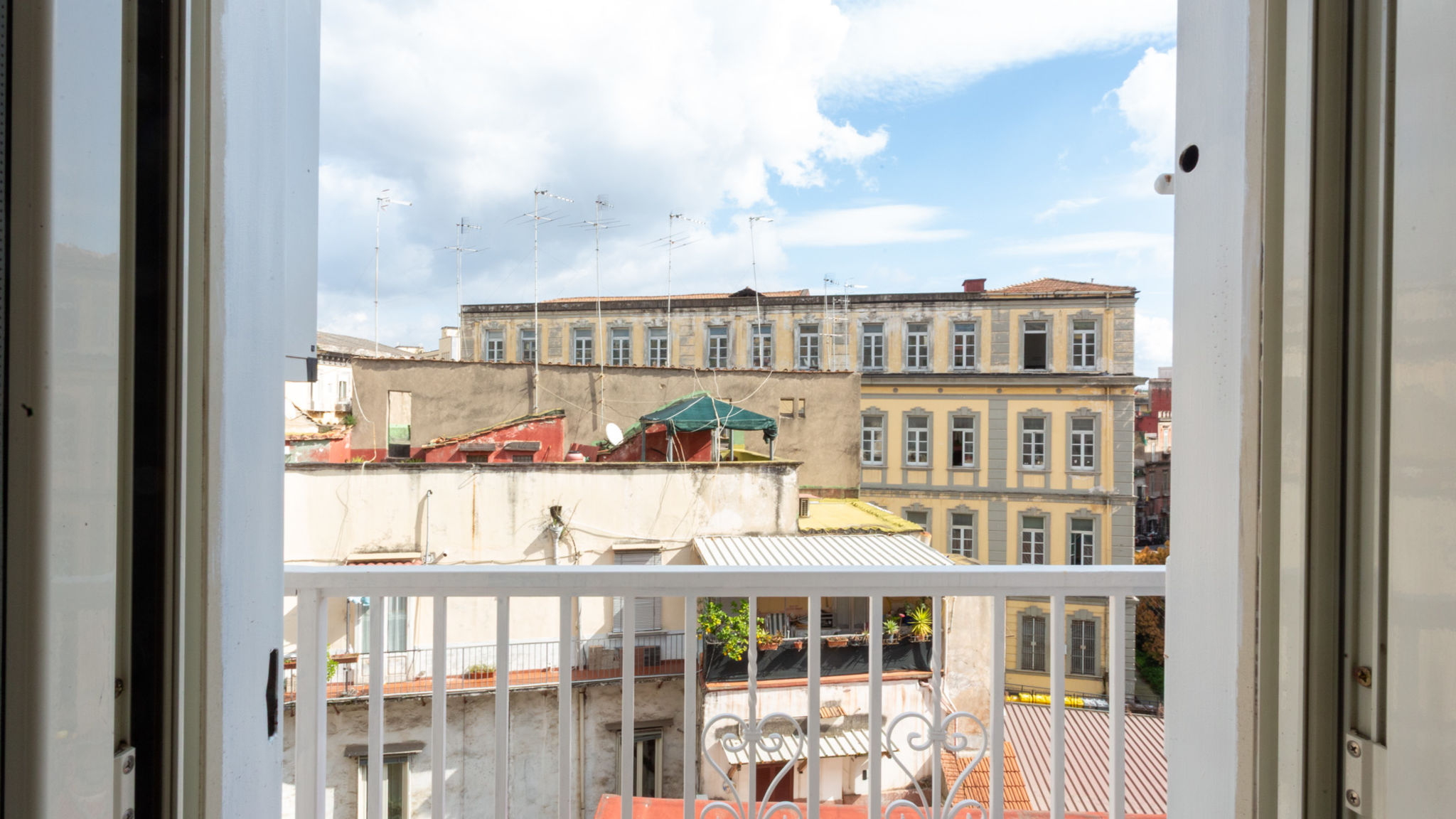 Italianway Napoli Vico Santa Maria del Pozzo 9