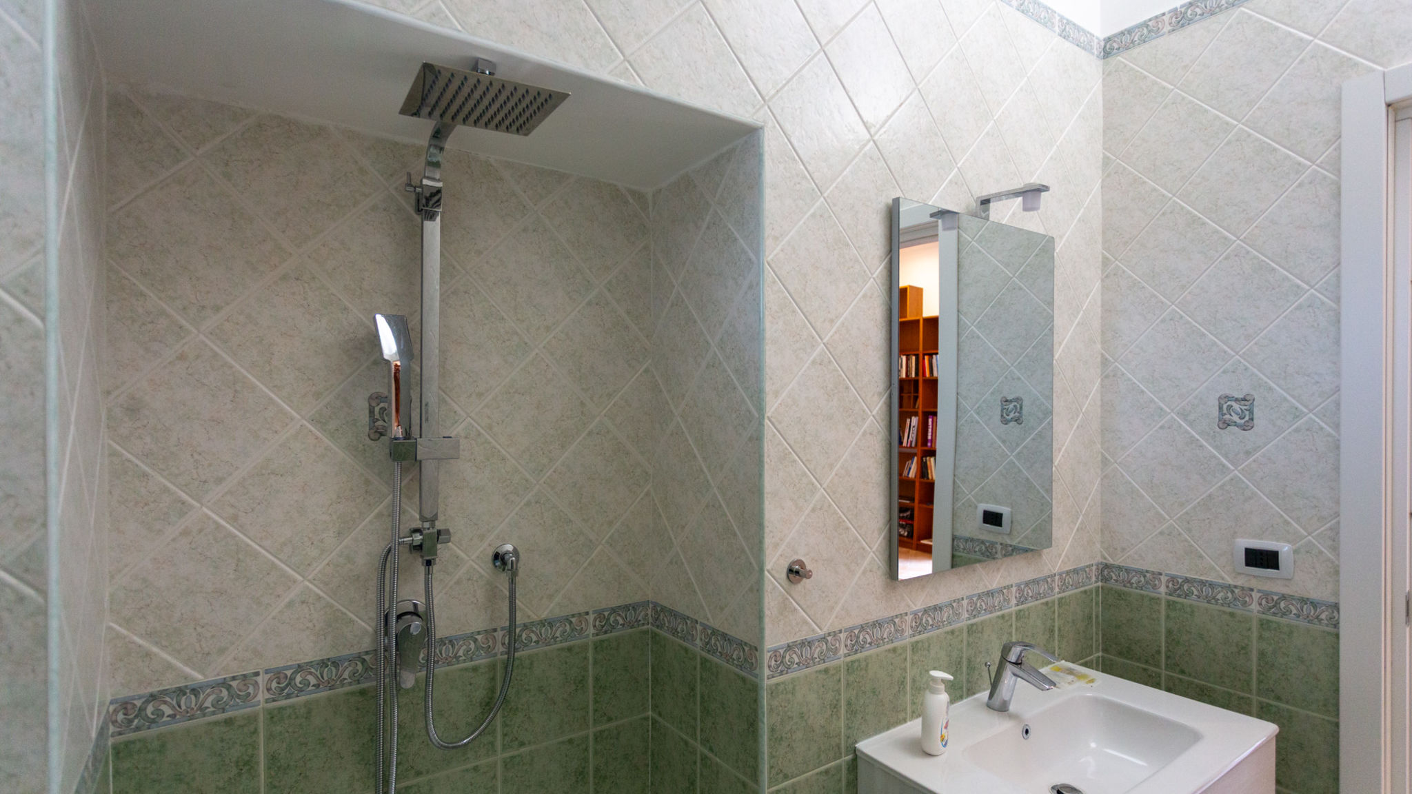 Italianway Napoli Vico Santa Maria del Pozzo 9