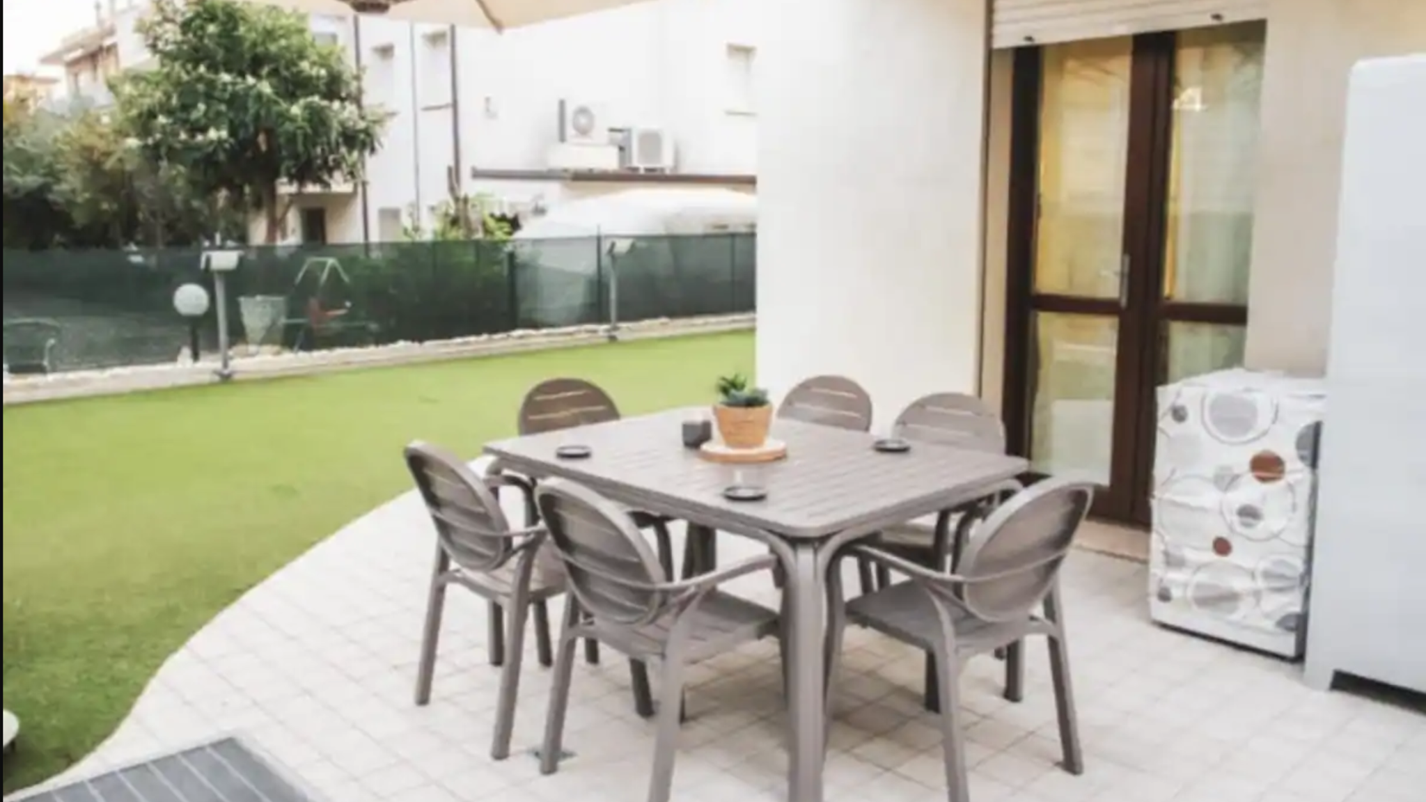 NOMASTAY SRL Rimini Vicina al mare con grande giardino - Apt Tulipano