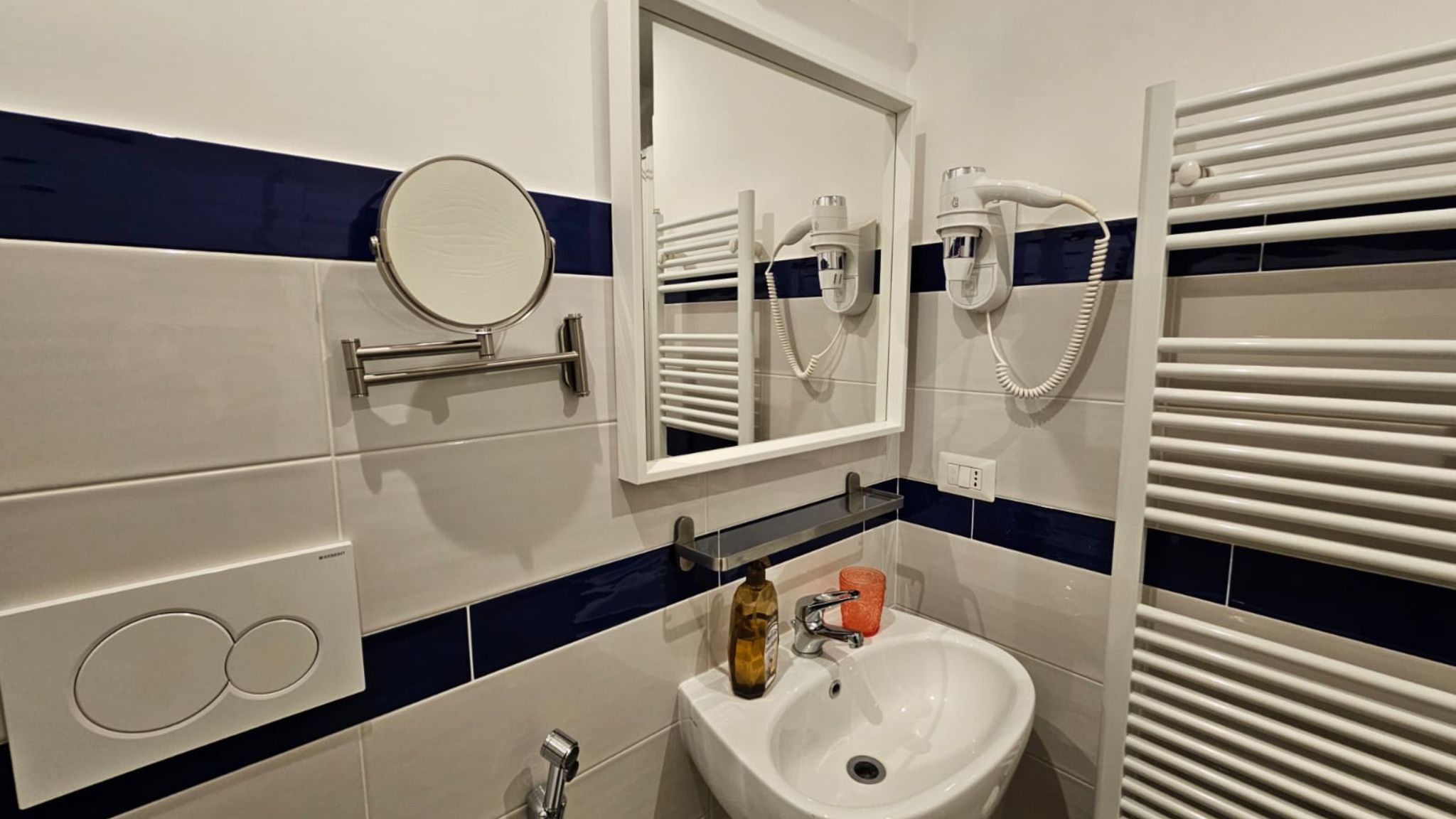 Italianway Civitavecchia Guest House Colors - Blue Oceano (Singola)