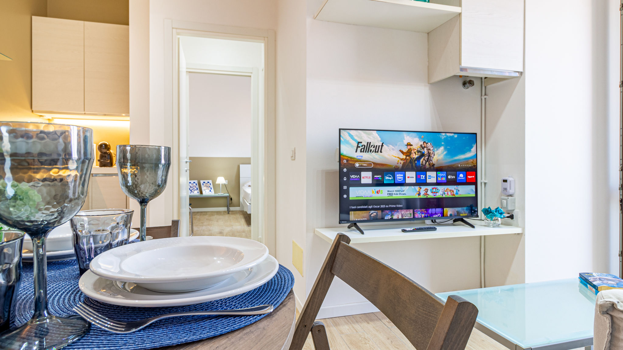 Italianway Vimercate Il quadrato blu