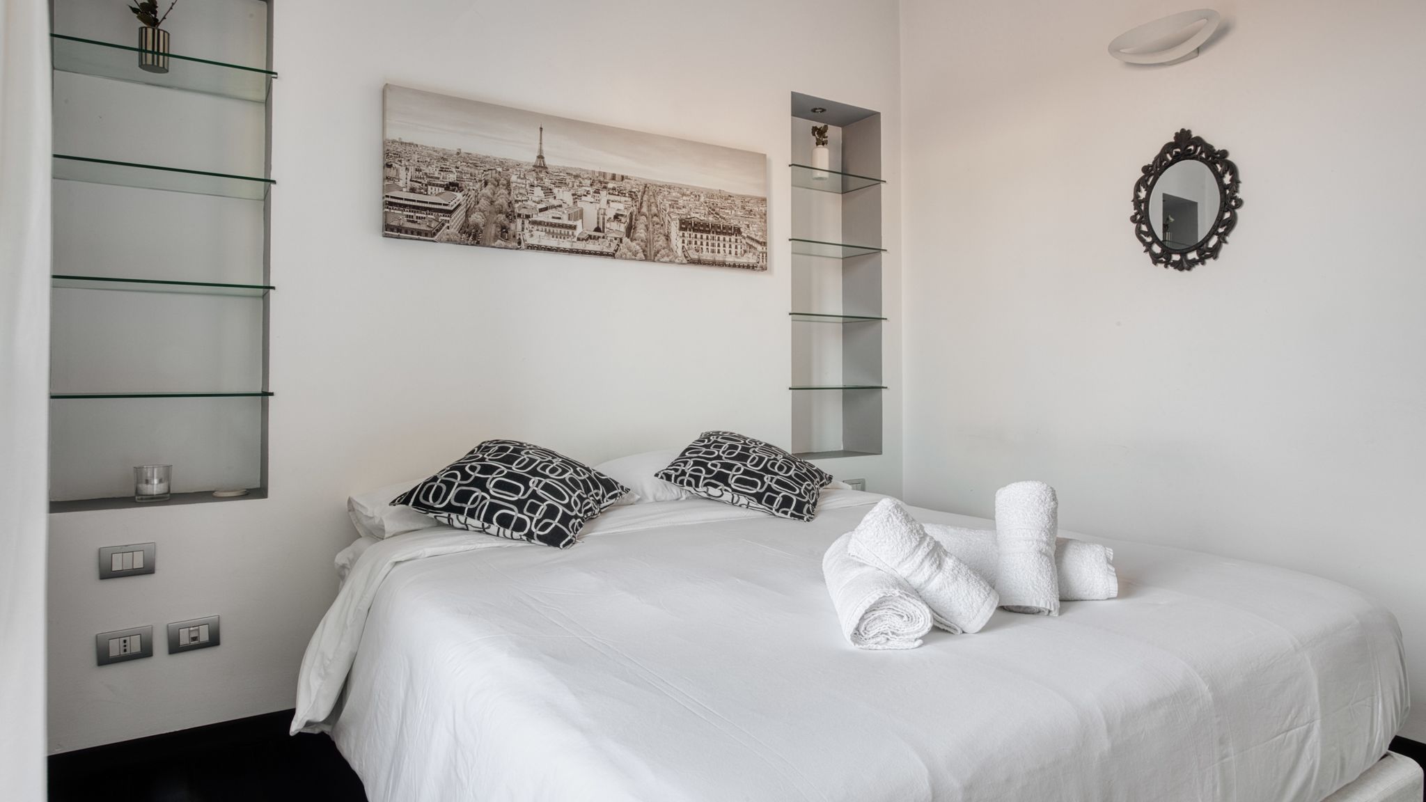 Italianway Milano Stylish Top-Floor apt; Milano Design Disctrict