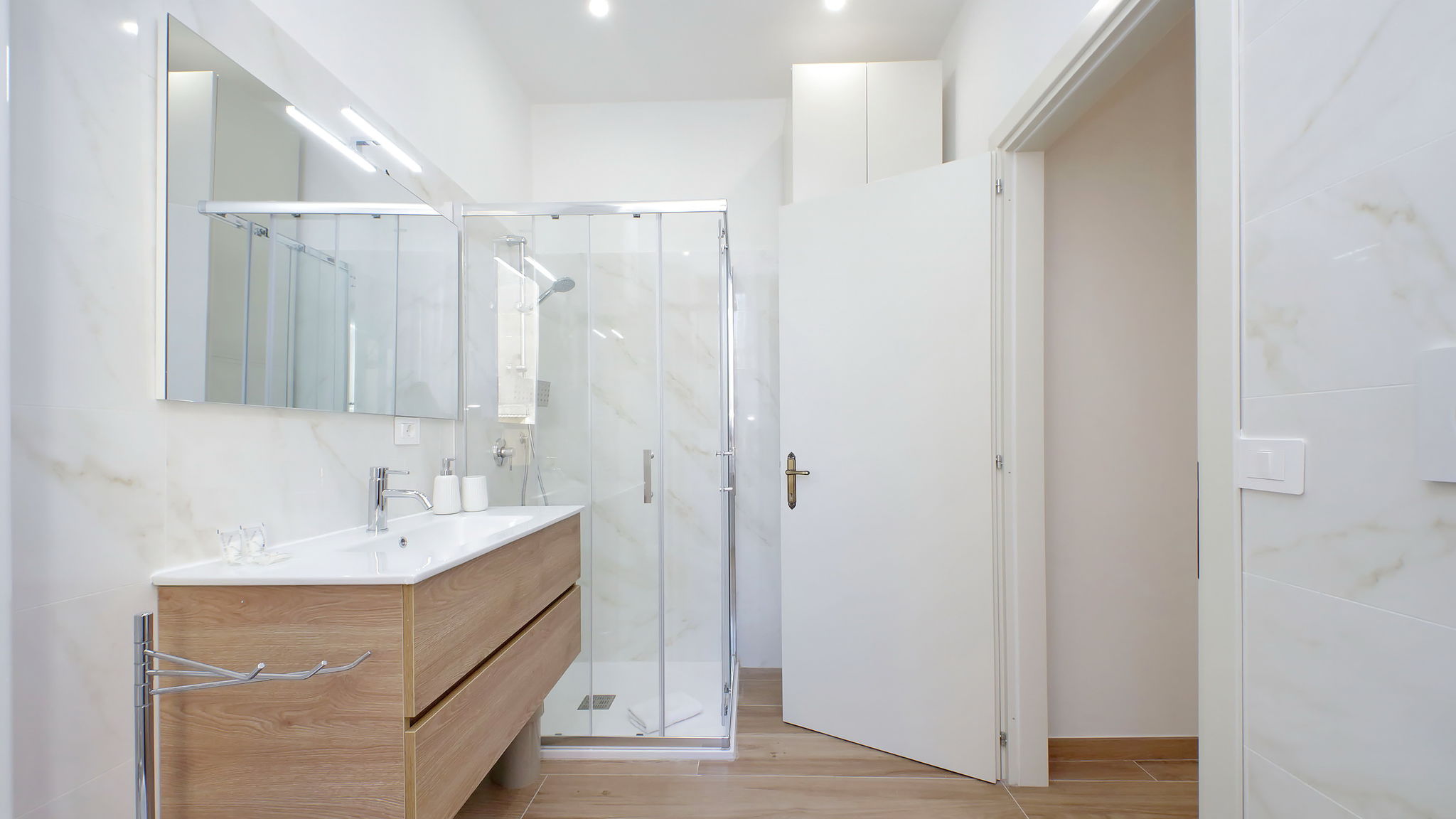 Italianway Roma 4BNB - Stylish & Spacious Apartment near Vatican