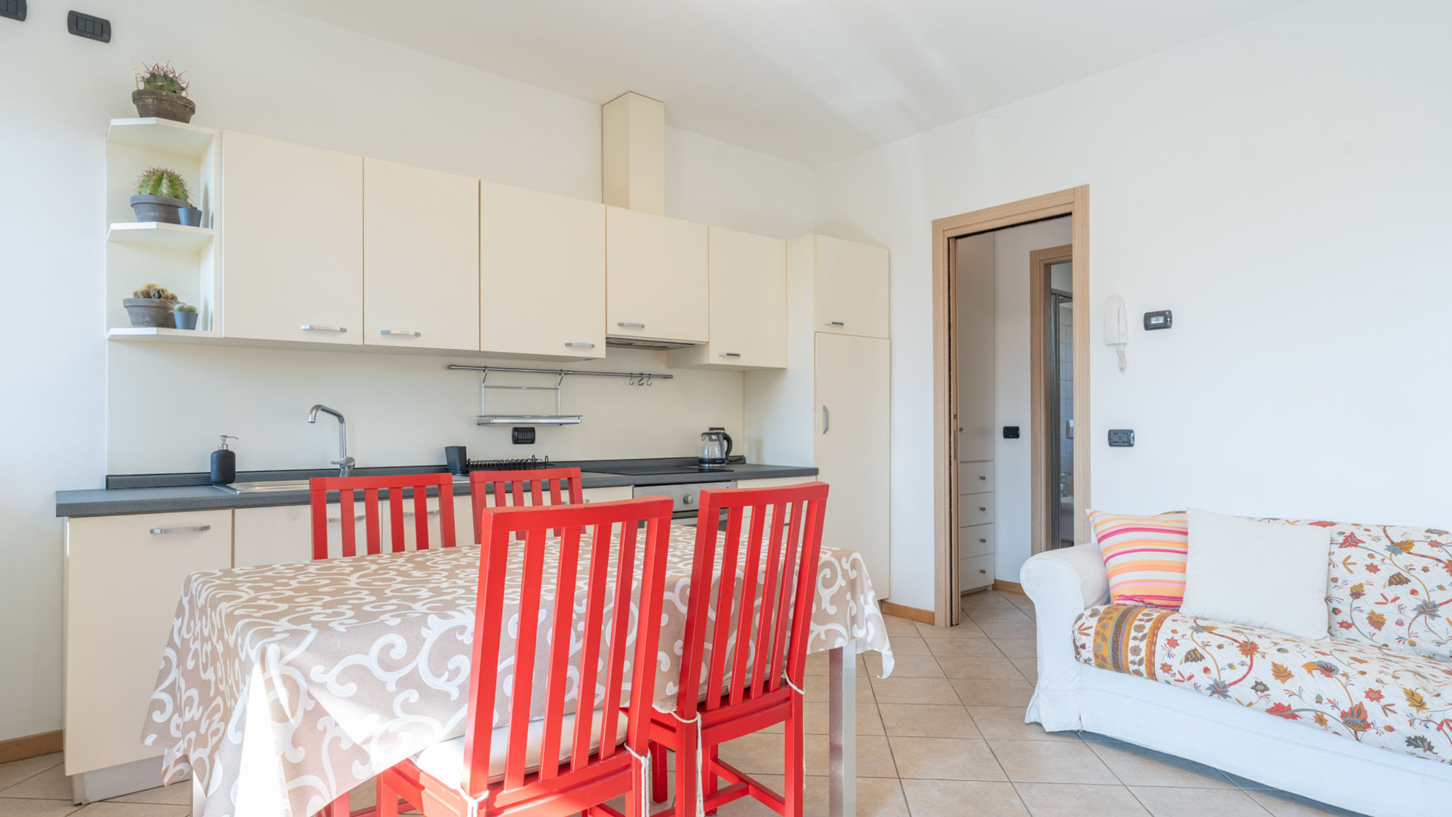 Italianway Gravedona ed Uniti Como Lake Nest
