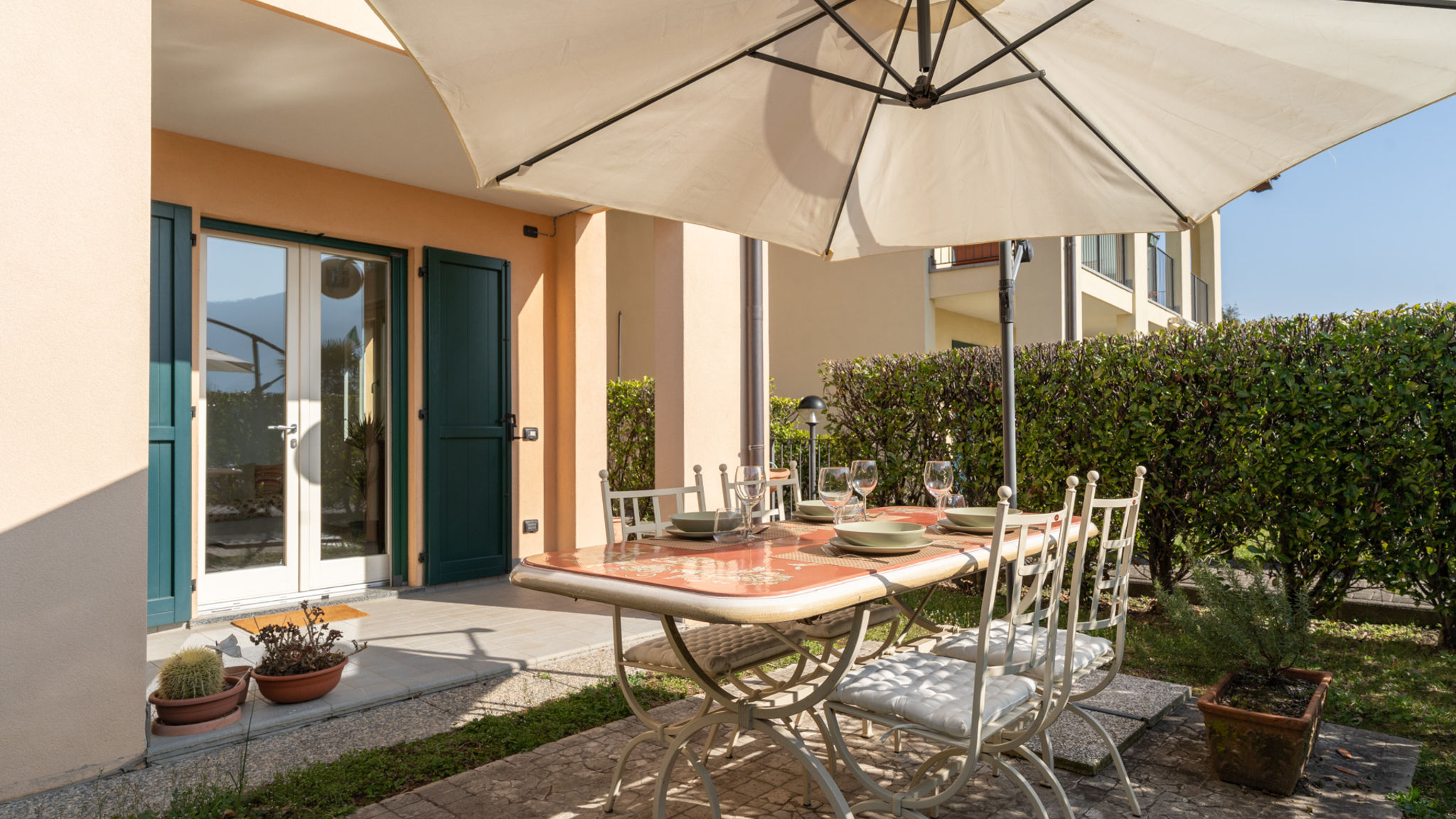 Italianway Gravedona ed Uniti Como Lake Nest