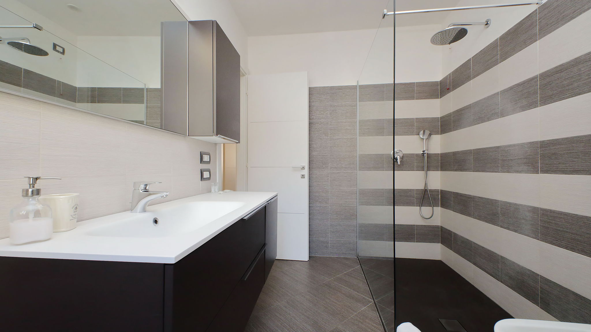 Italianway Roma 4BNB - Jacuzzi Trionfale Apartment 