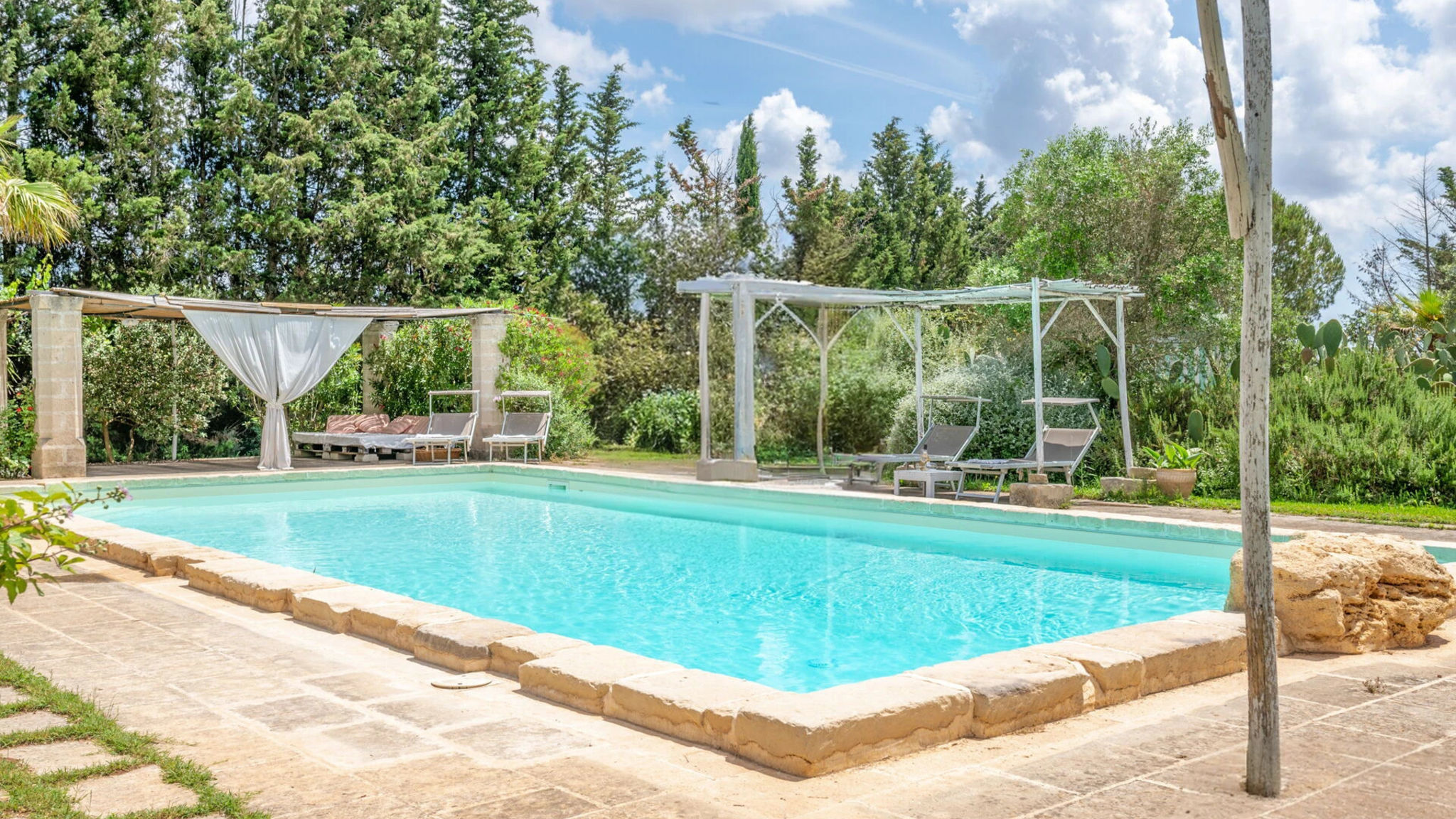 Italianway Maglie 3Rooms in ancient Masseria w/pool- Artemisia Homes