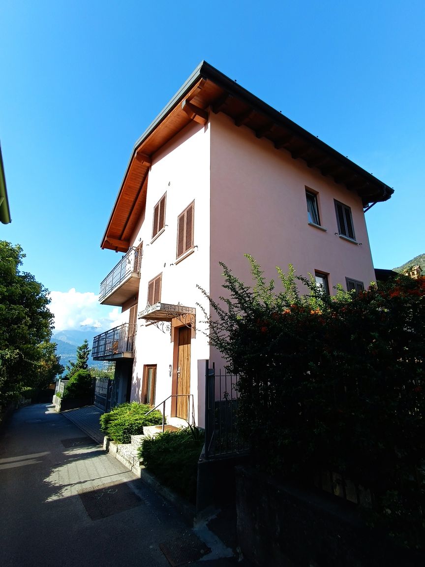 Italianway Dervio Casa Bianca 2, Vista unica sul lago di Como