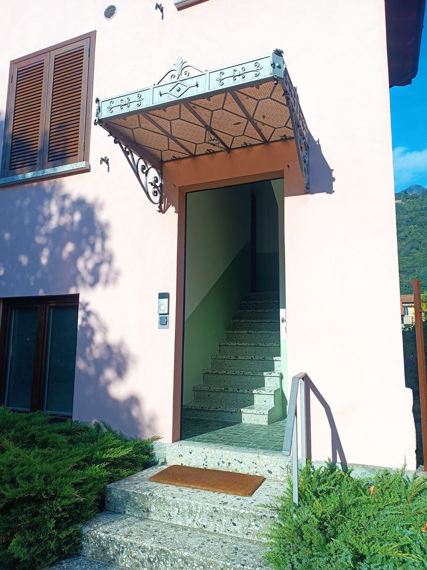 Italianway Dervio Casa Bianca 2, Vista unica sul lago di Como