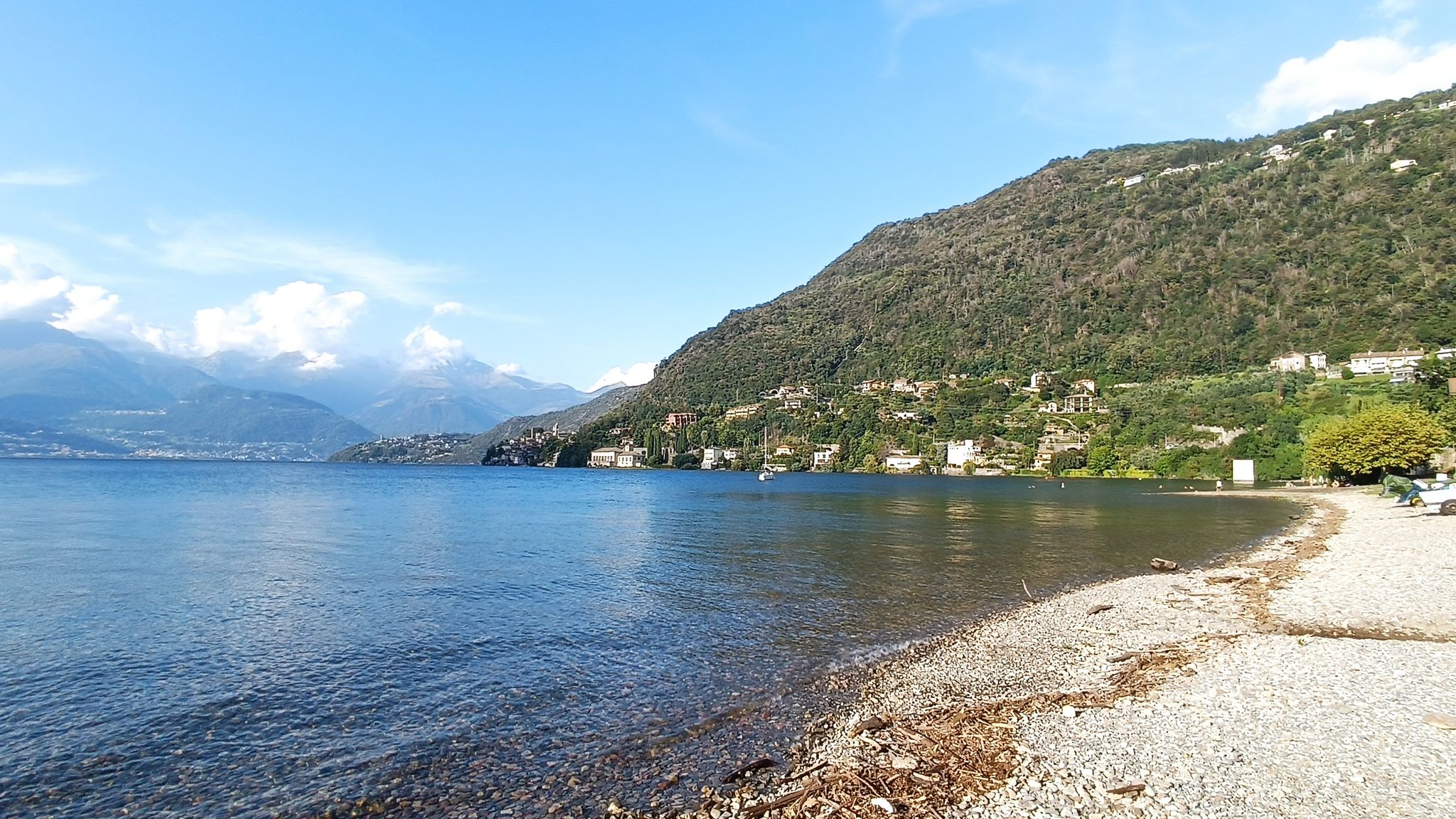 Italianway Dervio Casa Bianca 2, Vista unica sul lago di Como