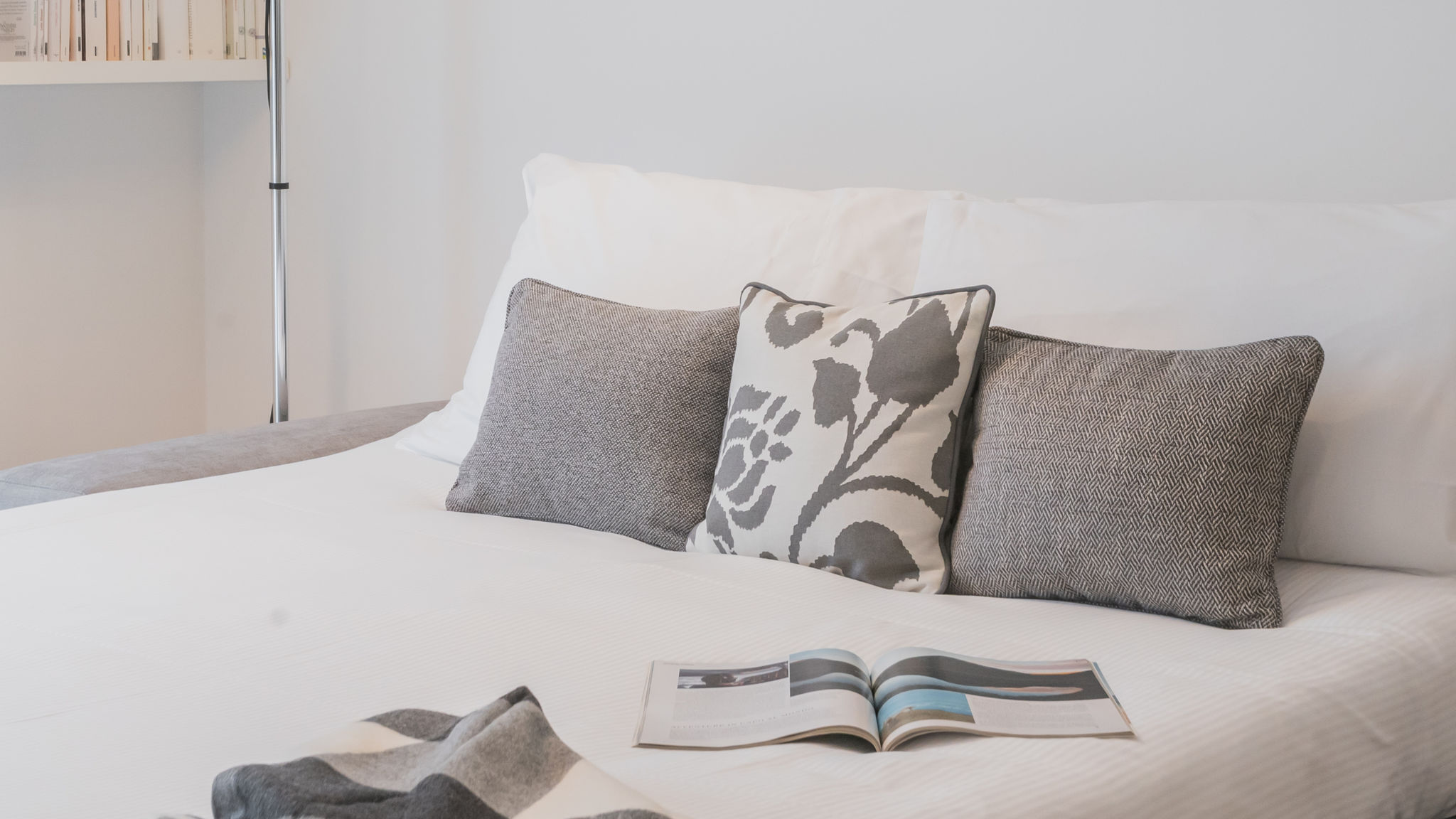 Italianway Como Central & White Apartment