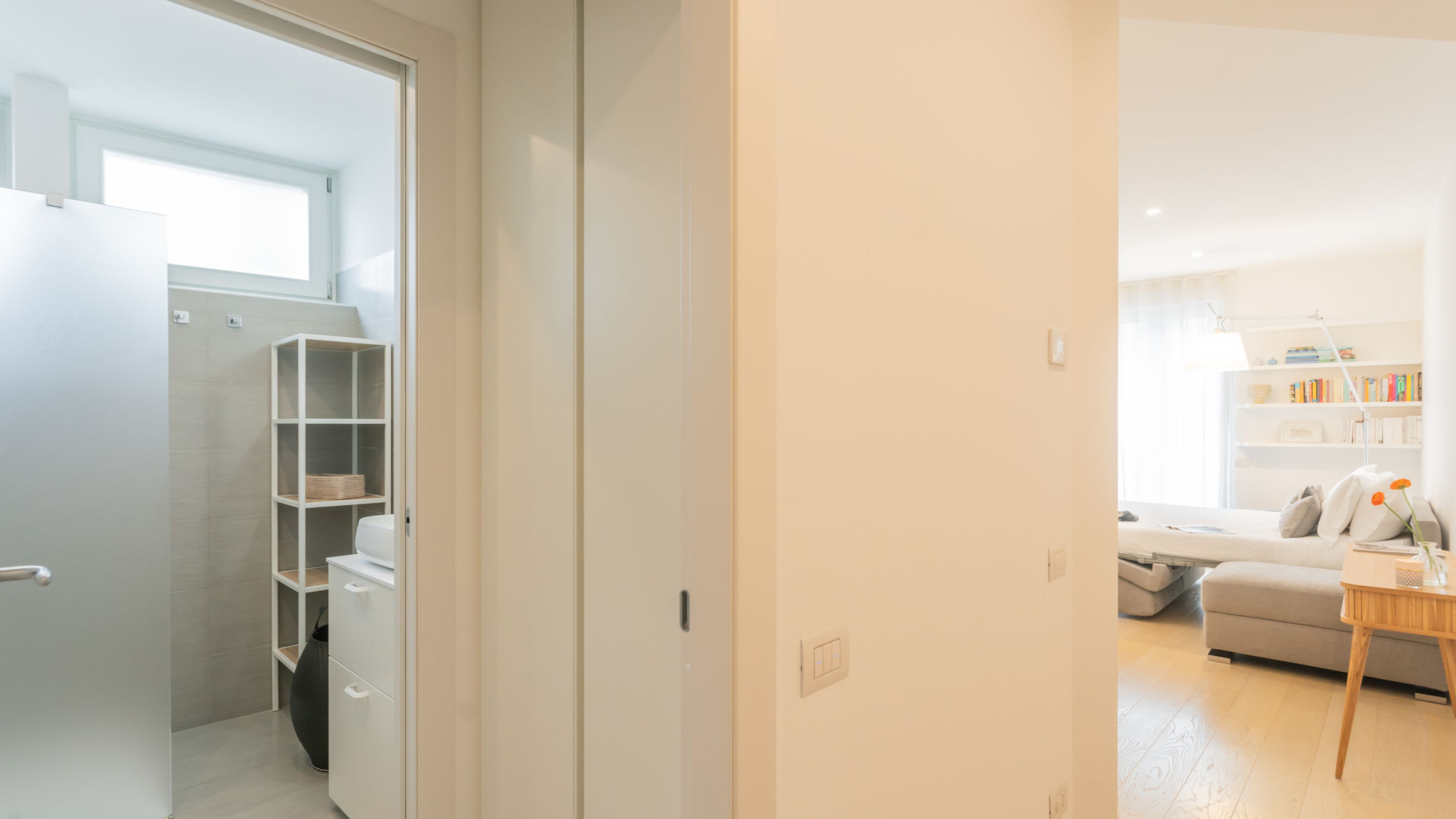 Italianway Como Central & White Apartment
