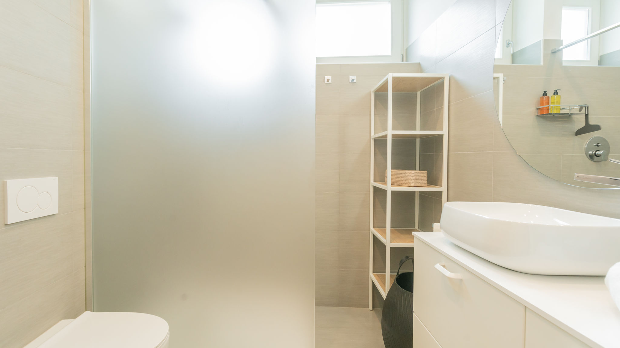 Italianway Como Central & White Apartment