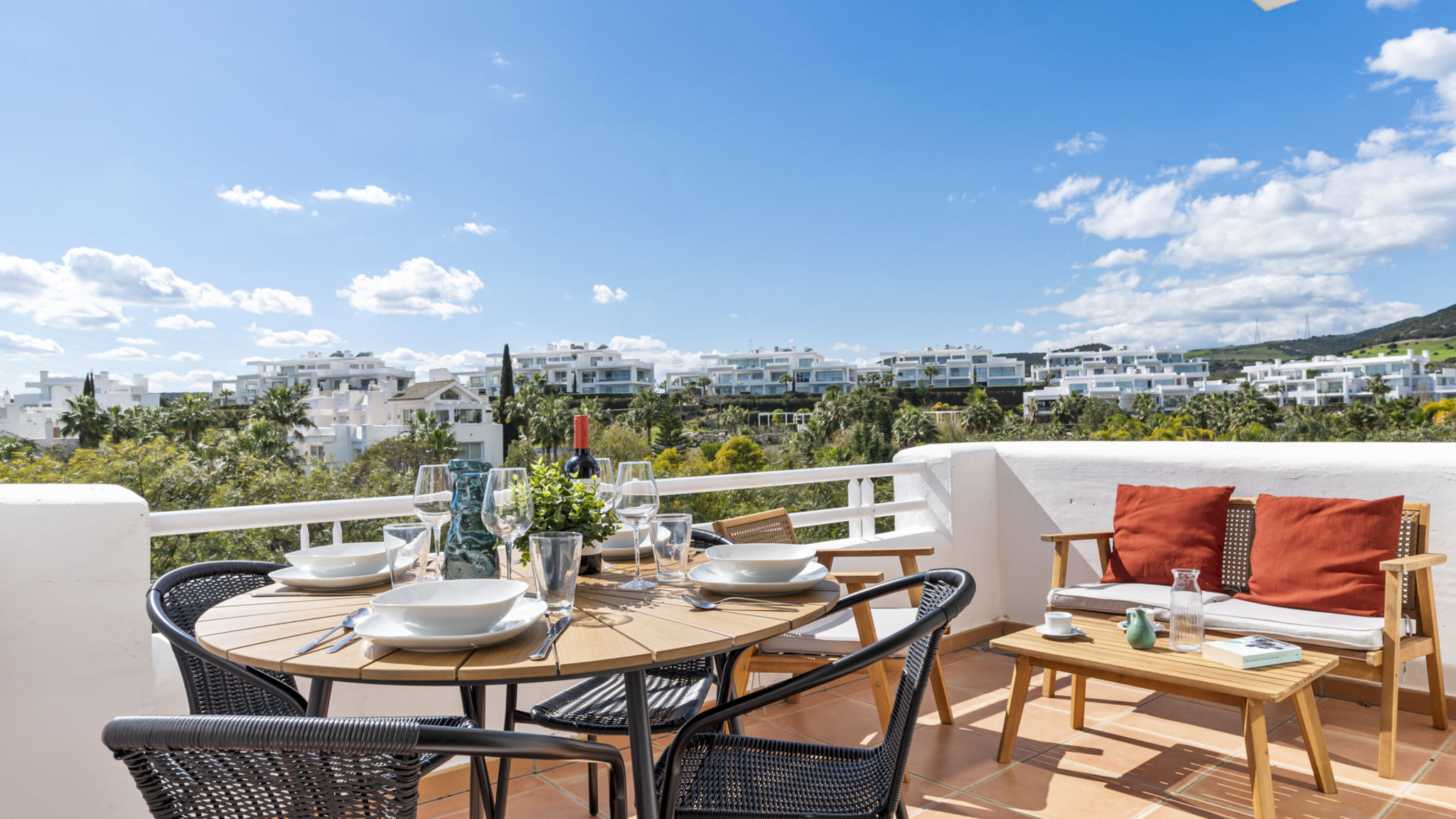 Costarentals Casares Scenic apartment in Alcazaba Lagoon Ref M55