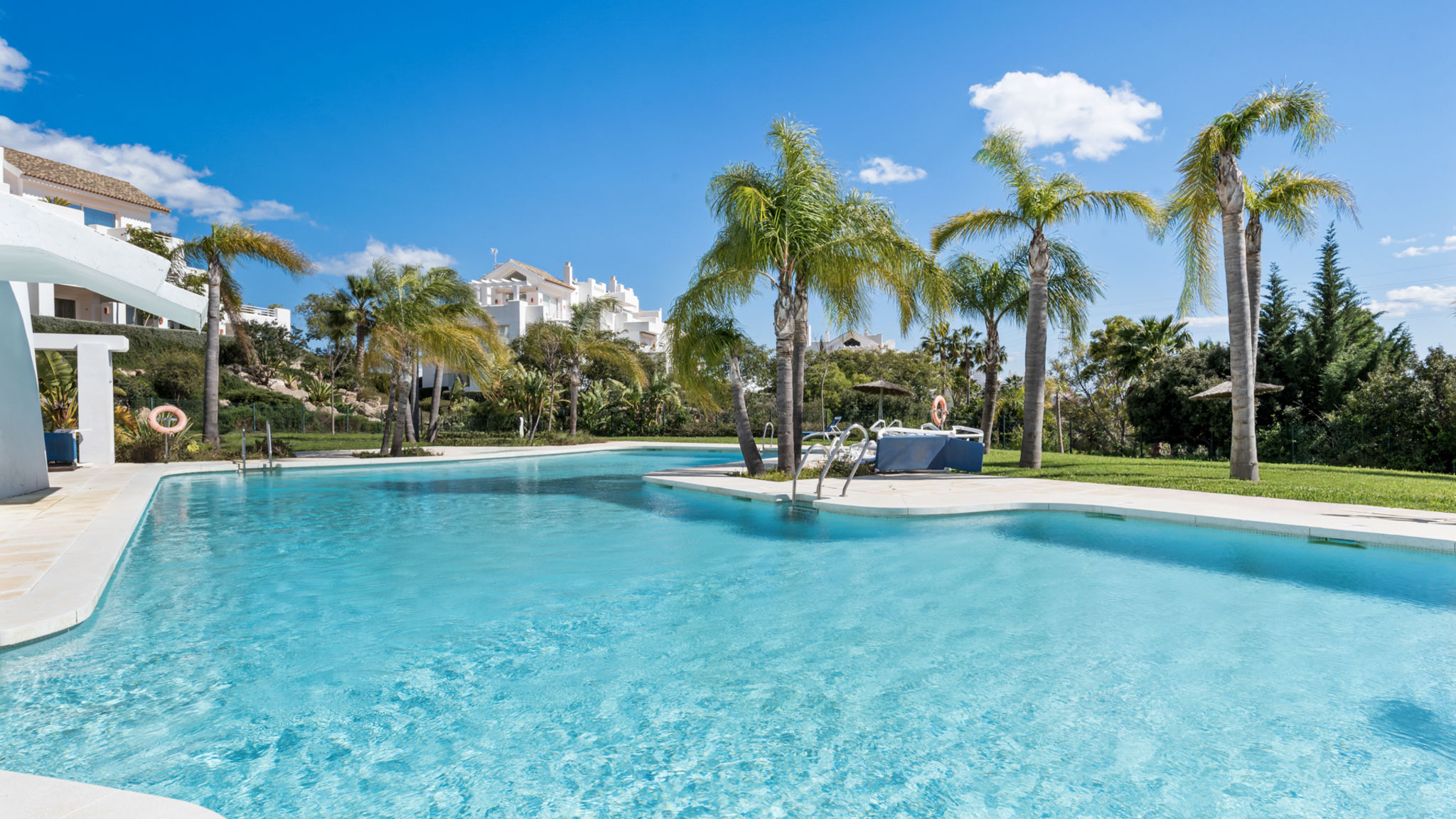 Costarentals Casares Scenic apartment in Alcazaba Lagoon Ref M55