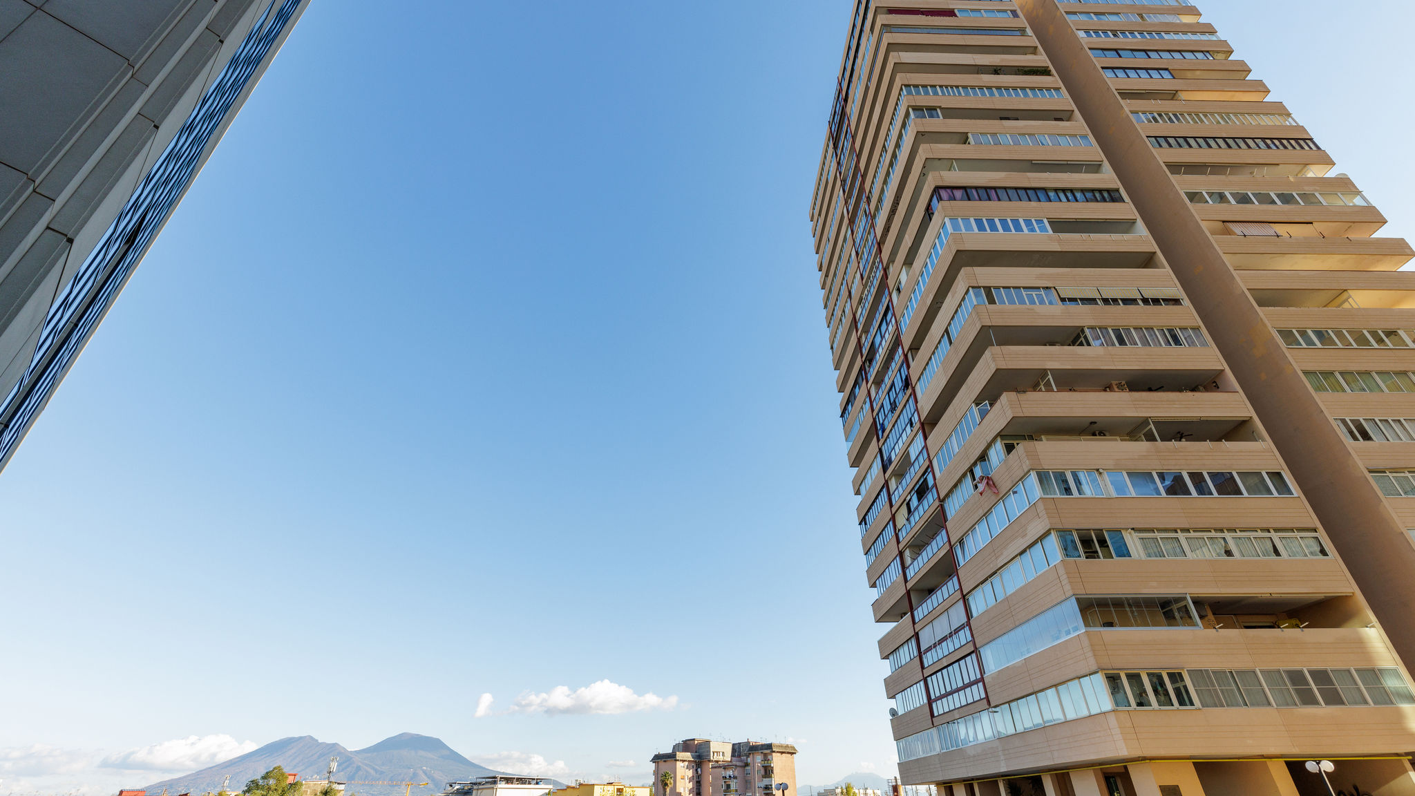 Italianway Napoli Casa Kenzo with parking by NapoliApartments