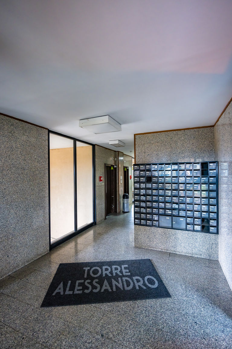 Italianway Napoli Casa Kenzo with parking by NapoliApartments