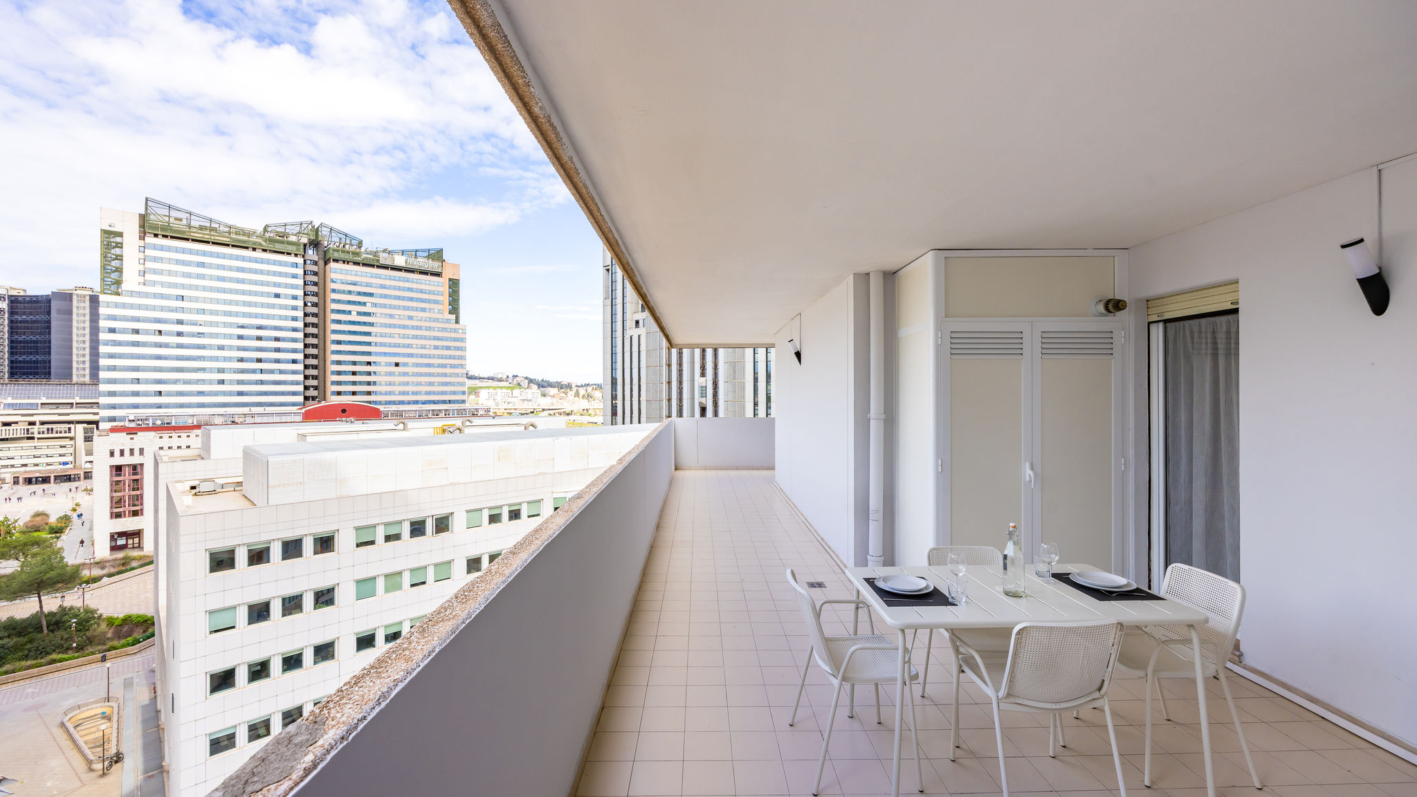 Italianway Napoli Casa Kenzo with parking by NapoliApartments