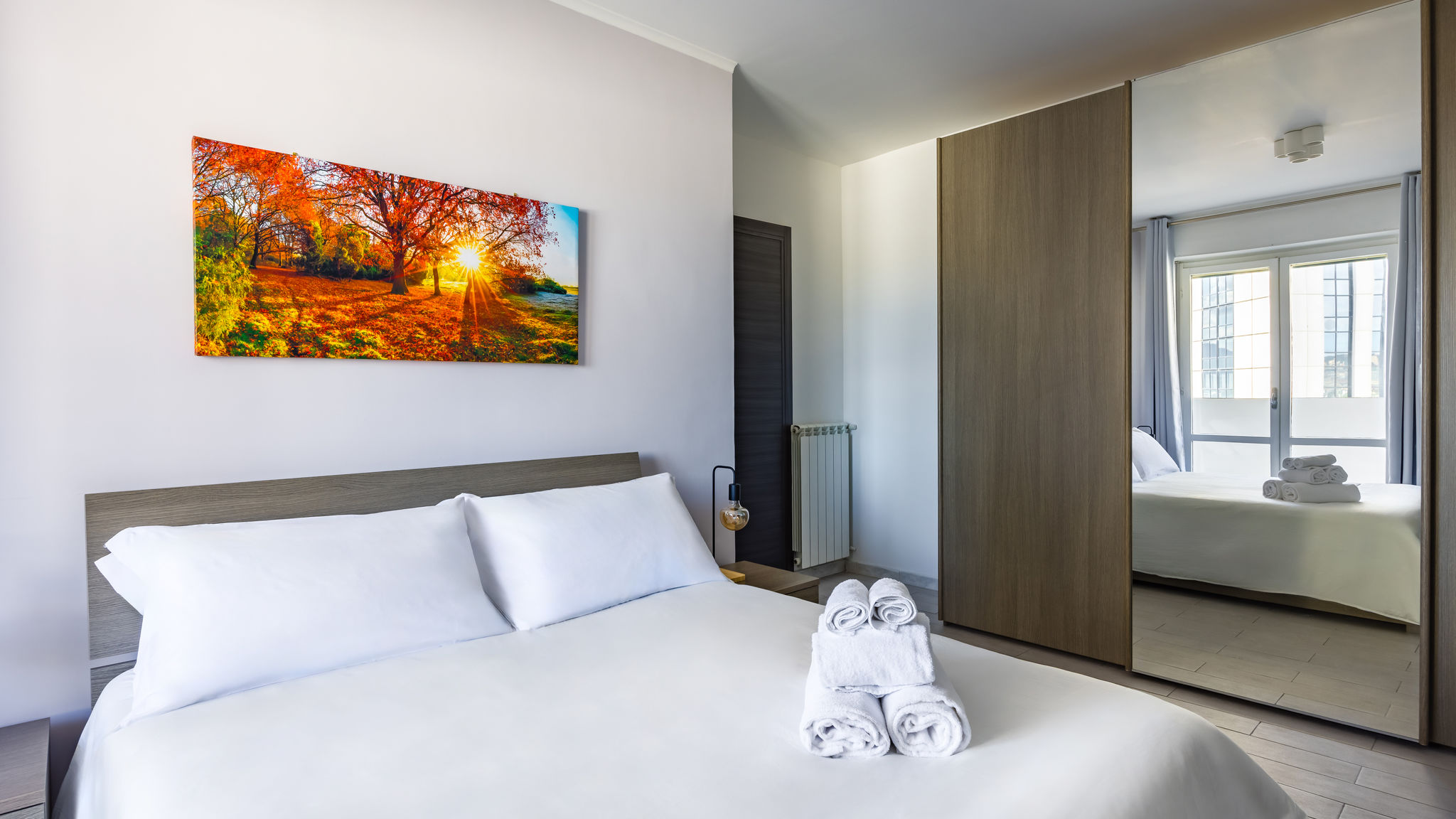 Italianway Napoli Casa Kenzo with parking by NapoliApartments