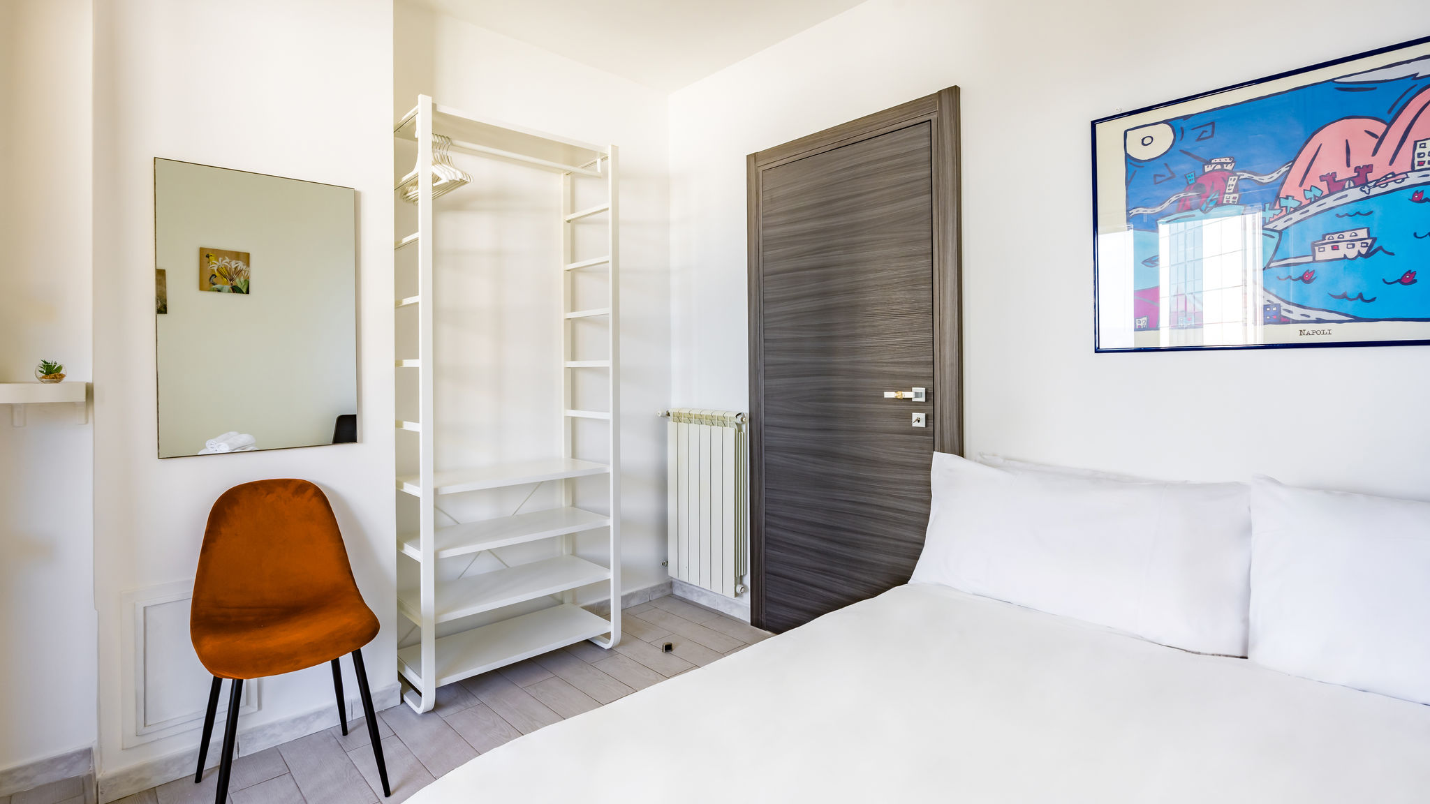 Italianway Napoli Casa Kenzo with parking by NapoliApartments