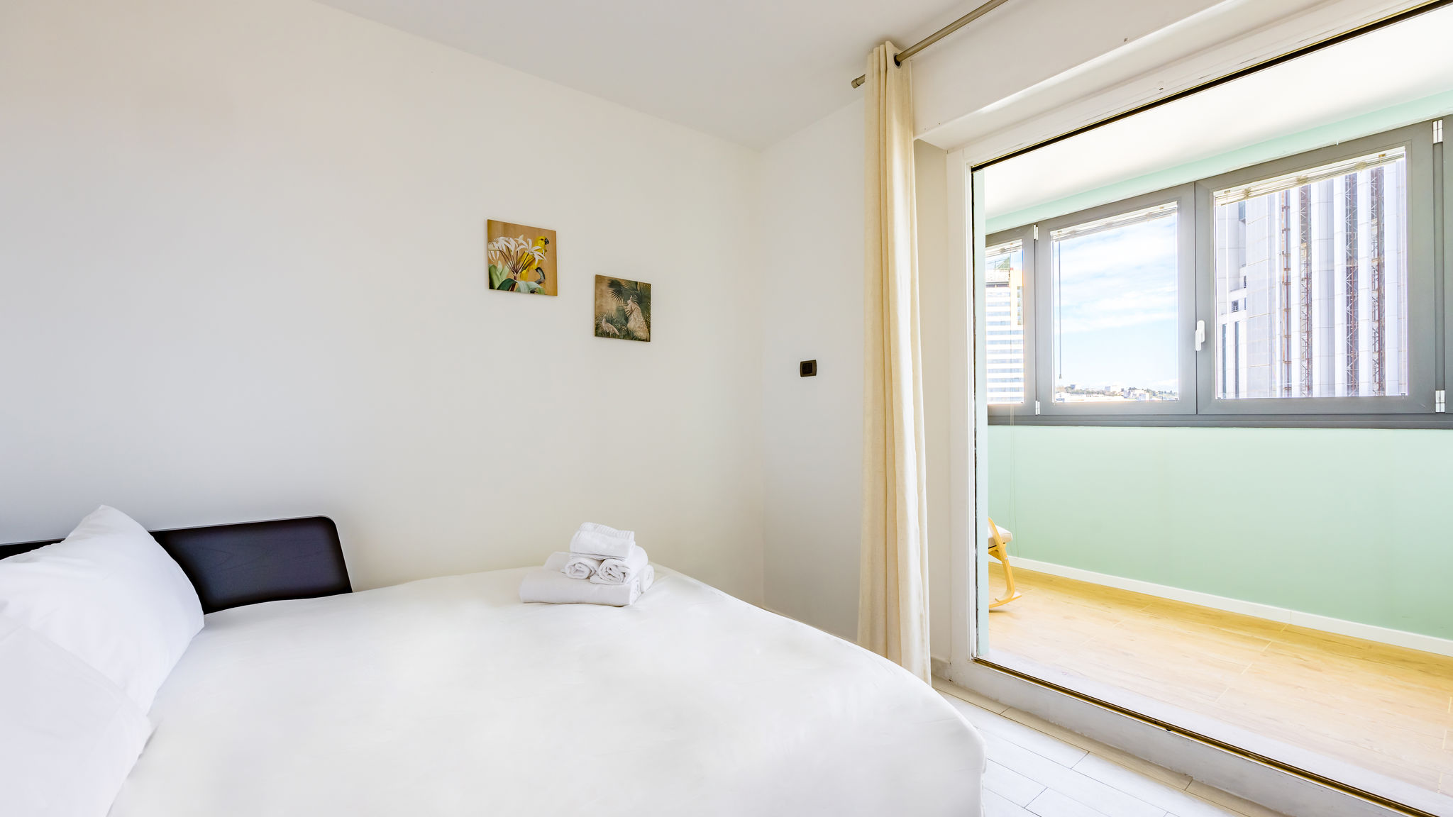 Italianway Napoli Casa Kenzo with parking by NapoliApartments