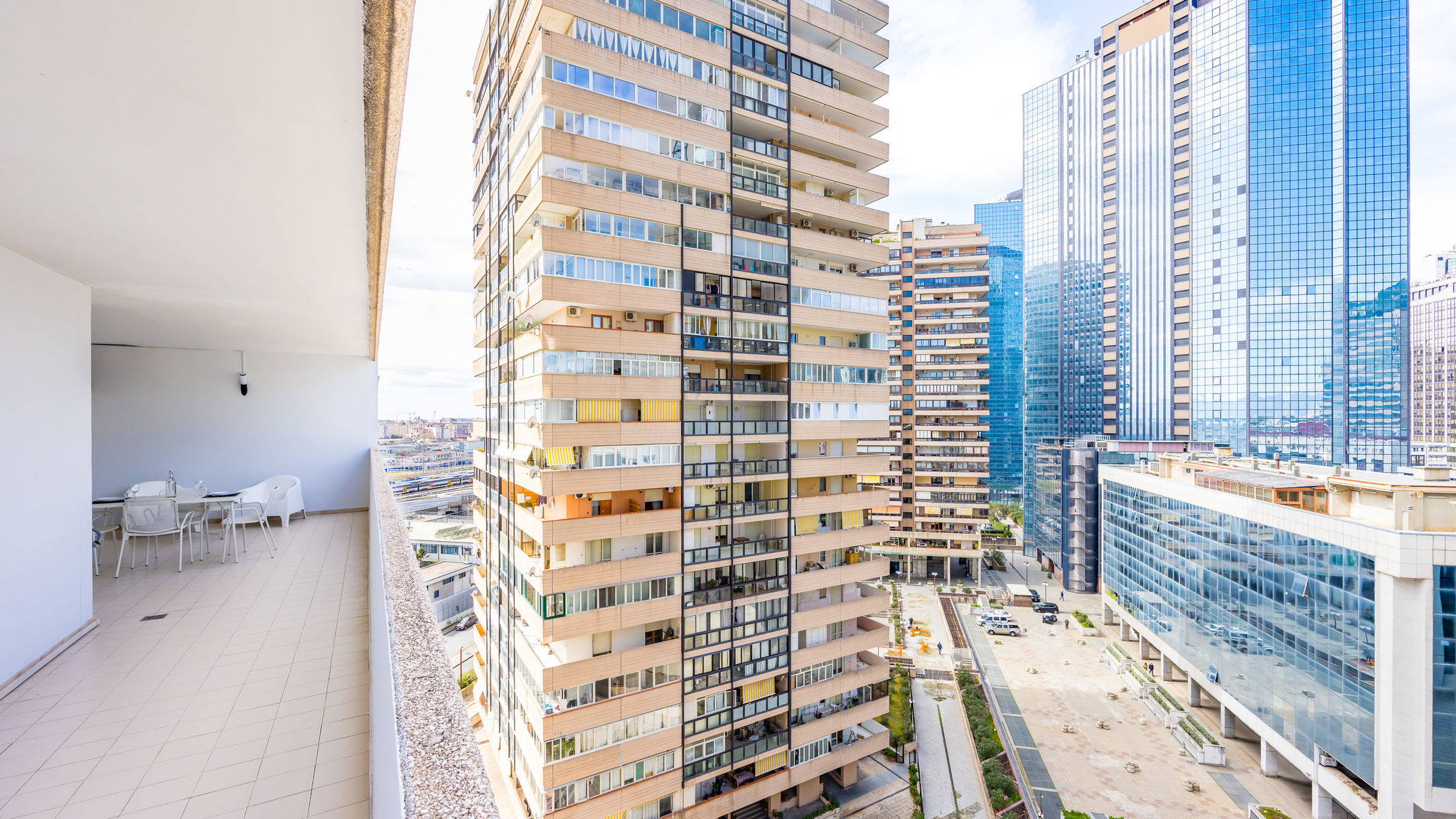 Italianway Napoli Casa Kenzo with parking by NapoliApartments