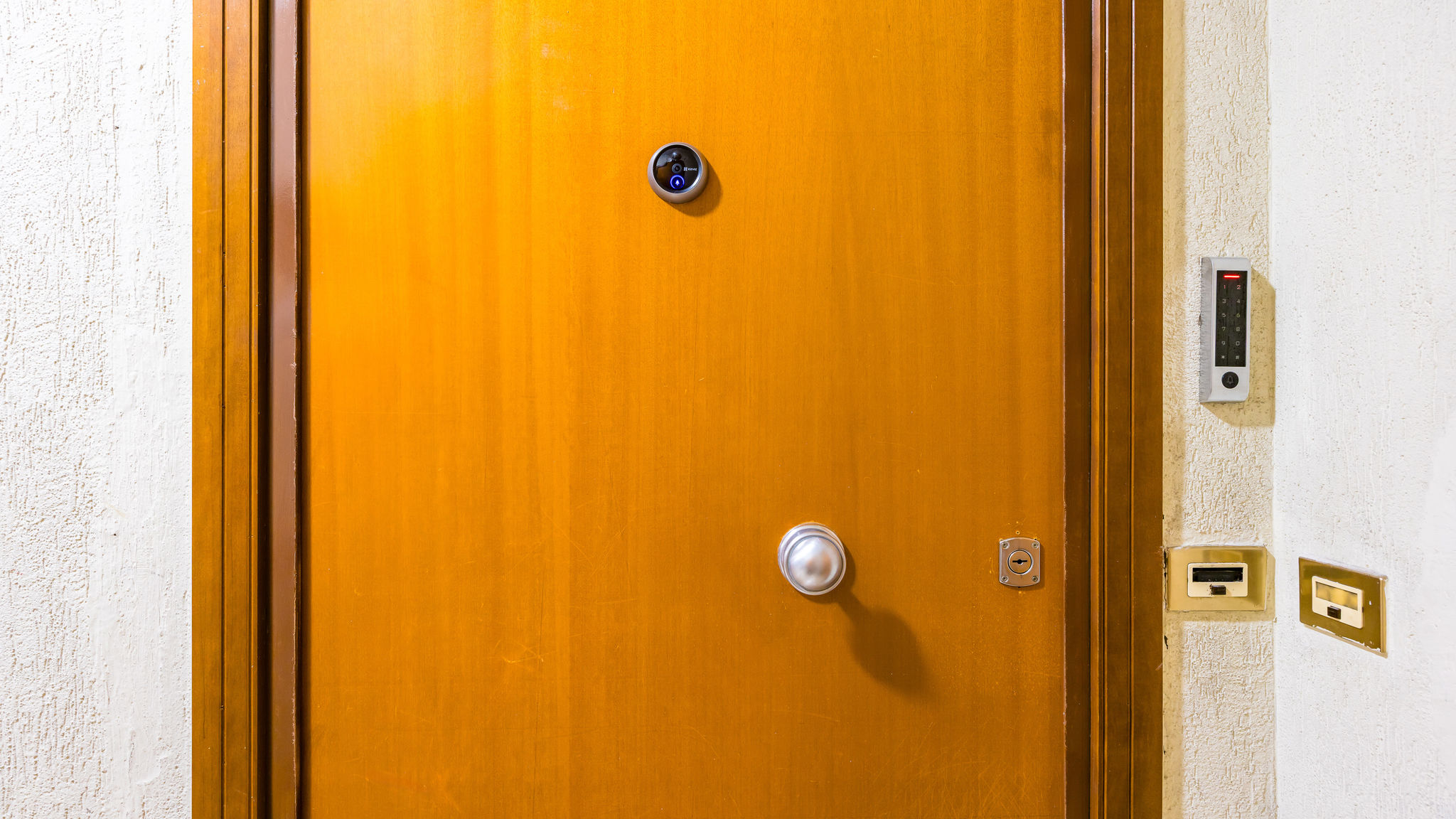 Italianway Napoli Casa Kenzo with parking by NapoliApartments