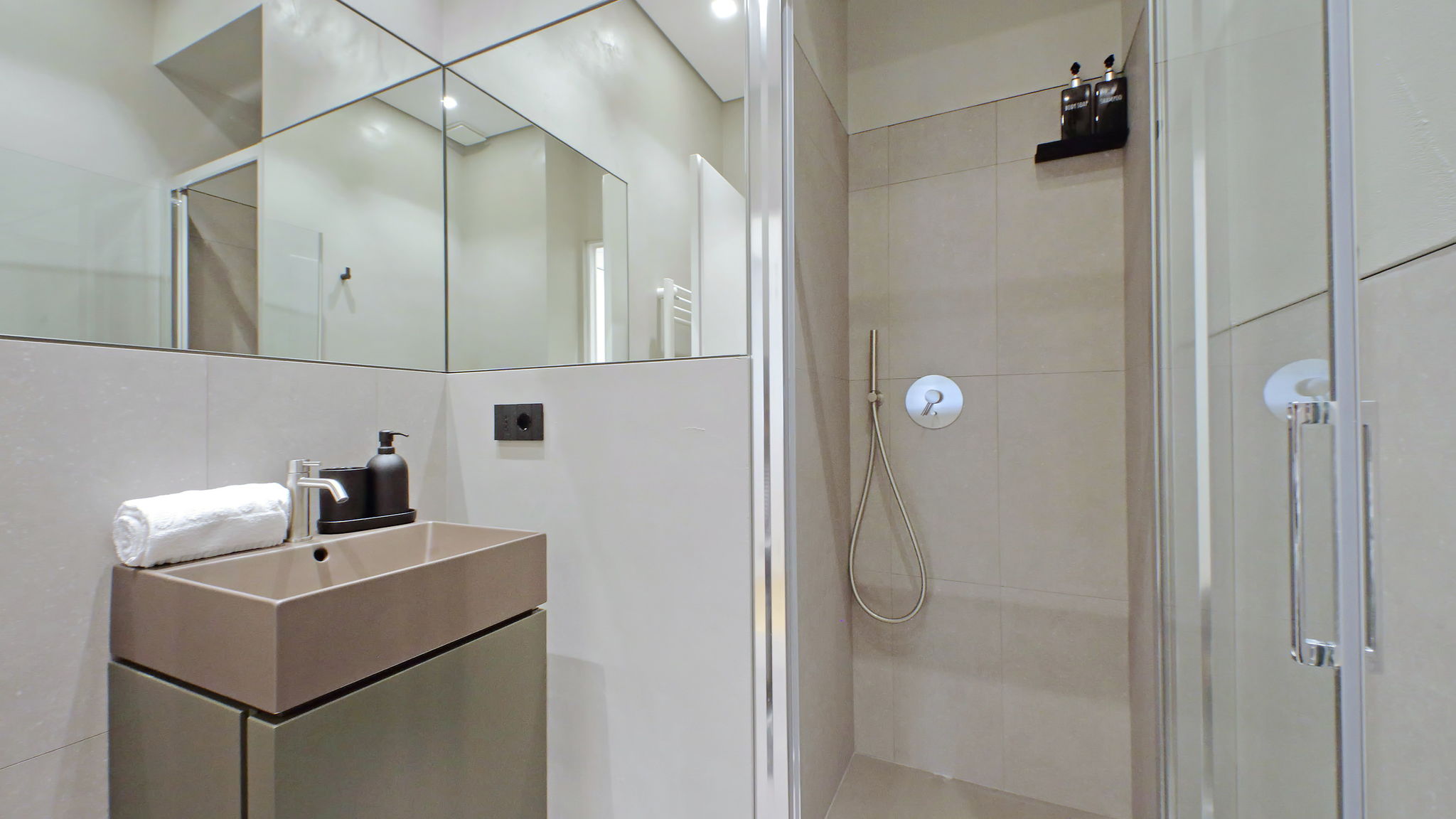 Italianway Roma 4BNB - Charming Giuliana Apartment 