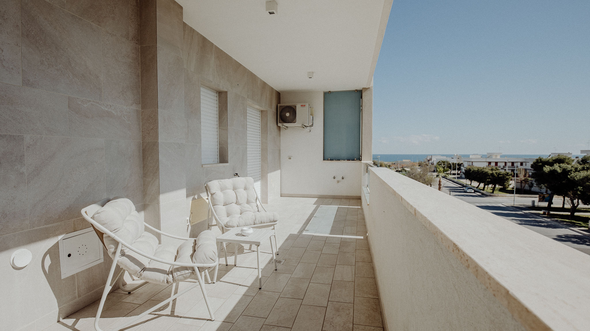 MONHOLIDAY - ospitalità e servizi per il turismo Monopoli Moments