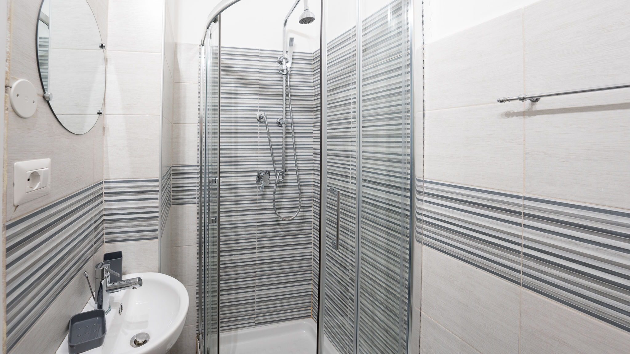 Italianway Roma Guest House Mazzini 144 - Stanza 1 (Bagno Esterno)