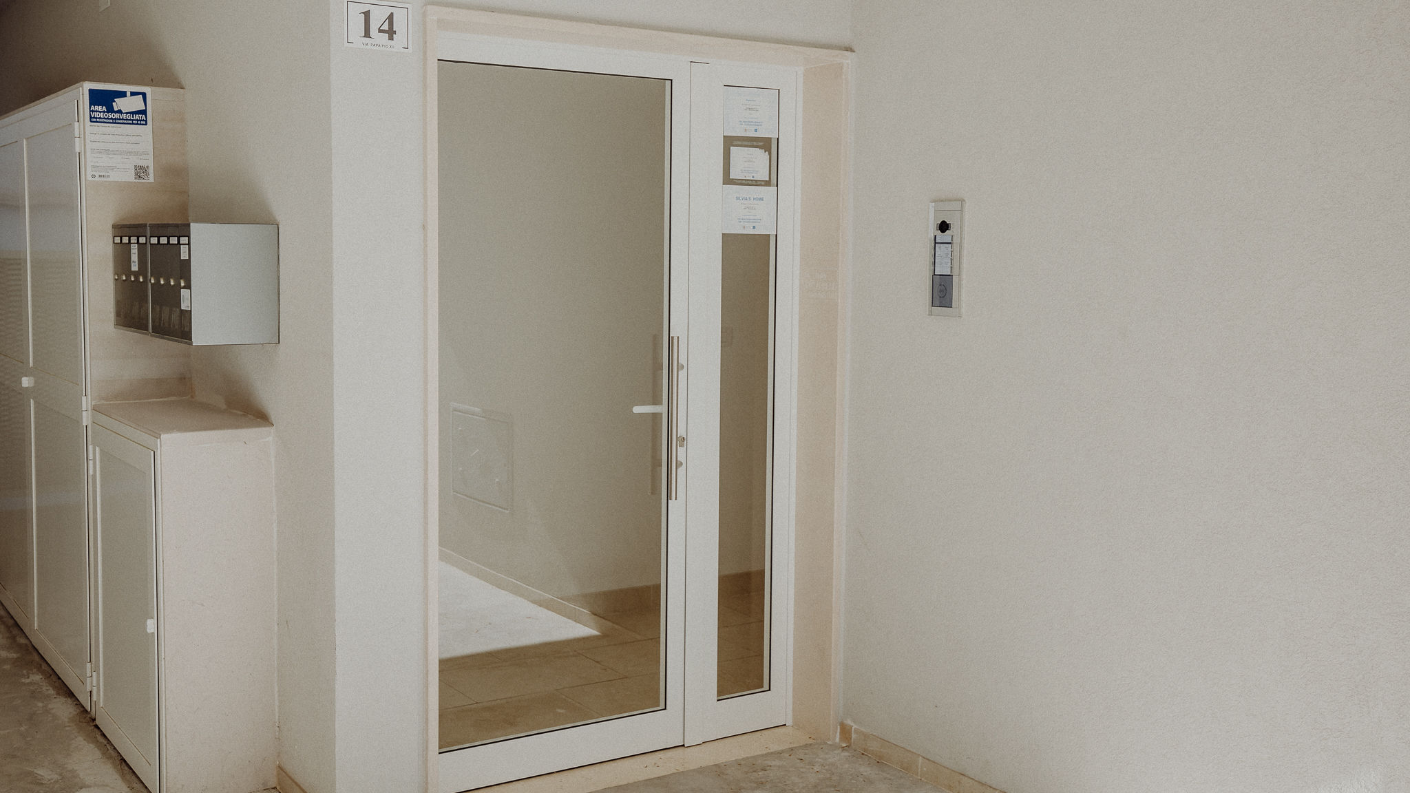MONHOLIDAY - ospitalità e servizi per il turismo Monopoli Rainbow Relax Home