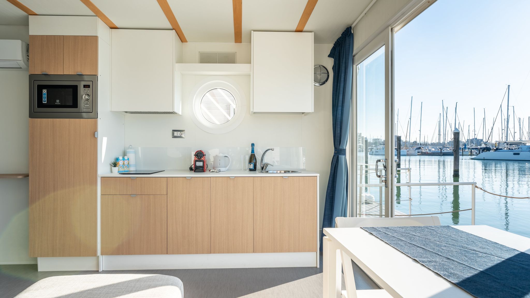 Italianway Rimini Alisea 3 - Nomastay House Boats