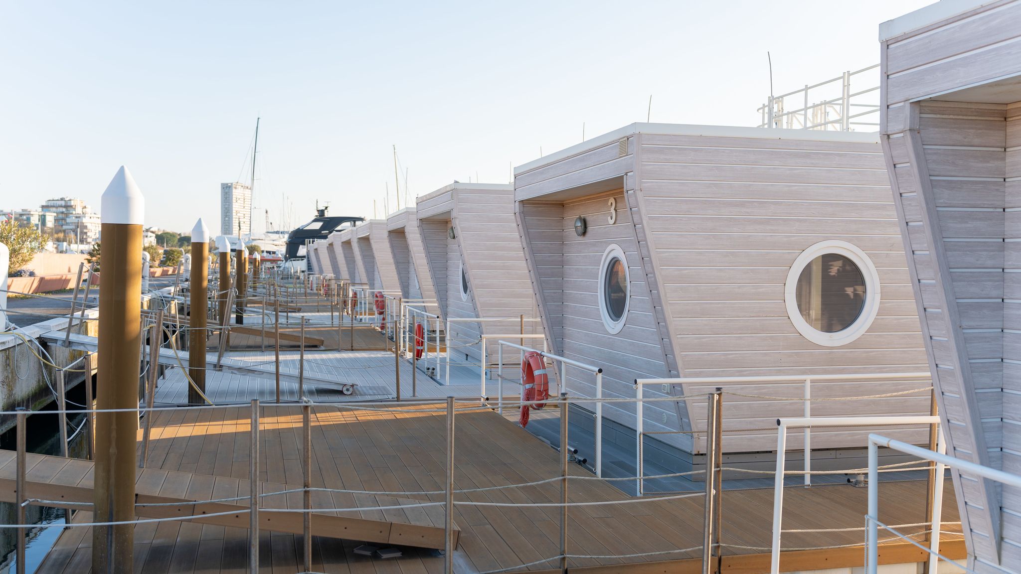 Italianway Rimini Levante 7 - Nomastay House Boats