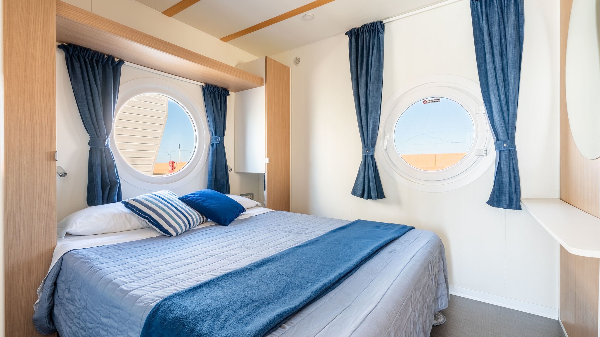 Italianway Rimini Levante 7 - Nomastay House Boats