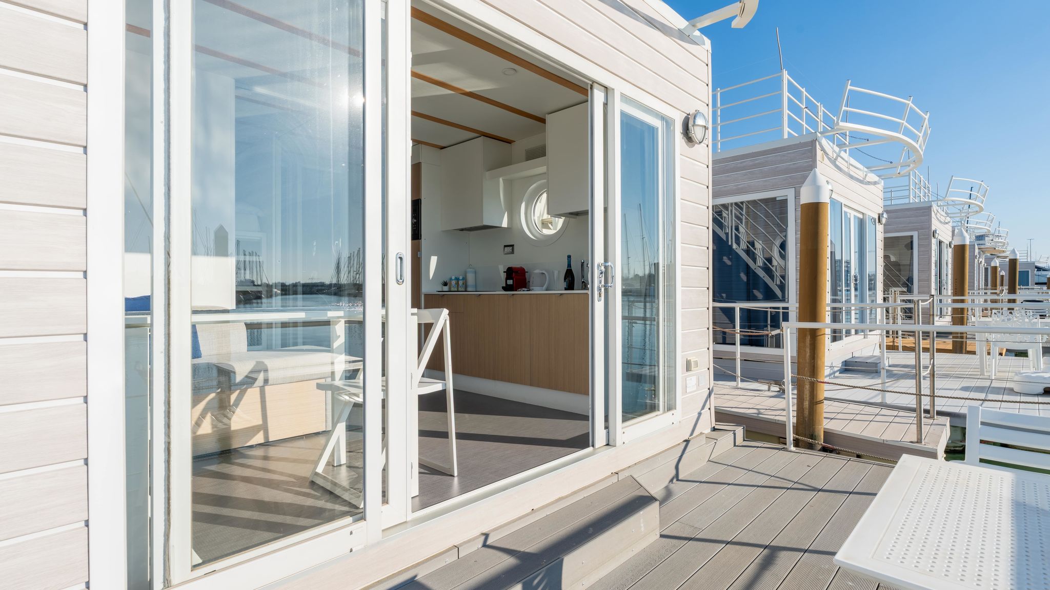 Italianway Rimini Levante 7 - Nomastay House Boats