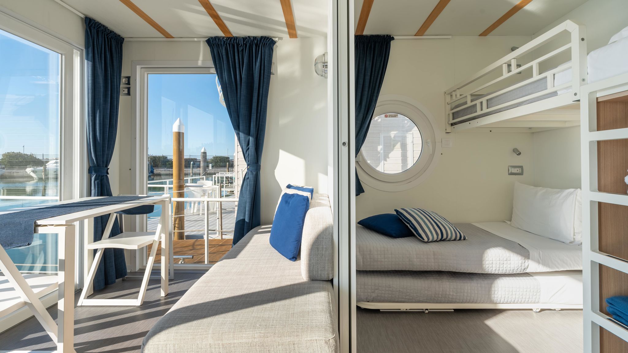 Italianway Rimini Nautilus 9 - Nomastay House BoatsHouse Boats
