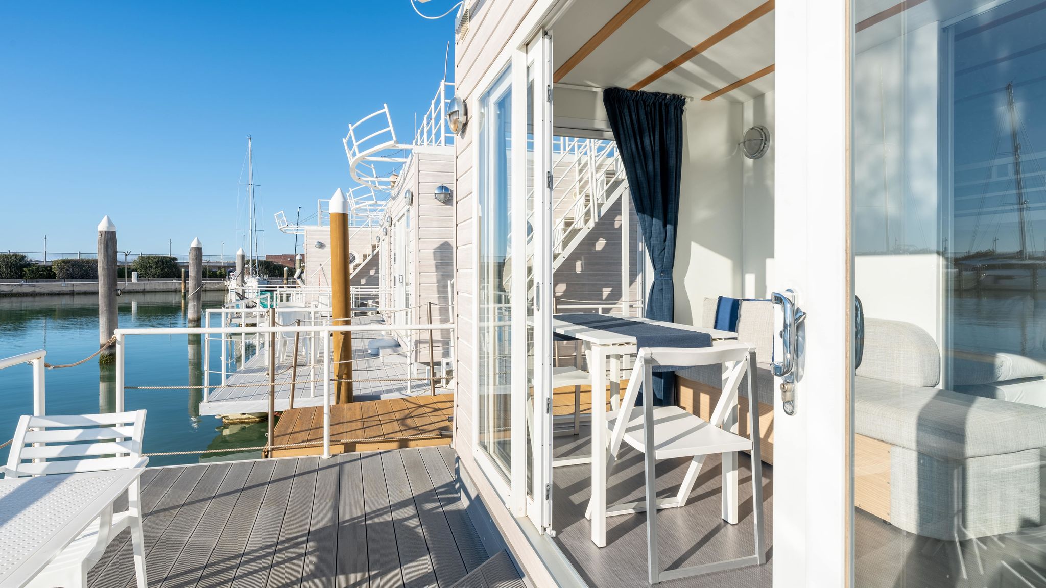 Italianway Rimini Nautilus 9 - Nomastay House BoatsHouse Boats