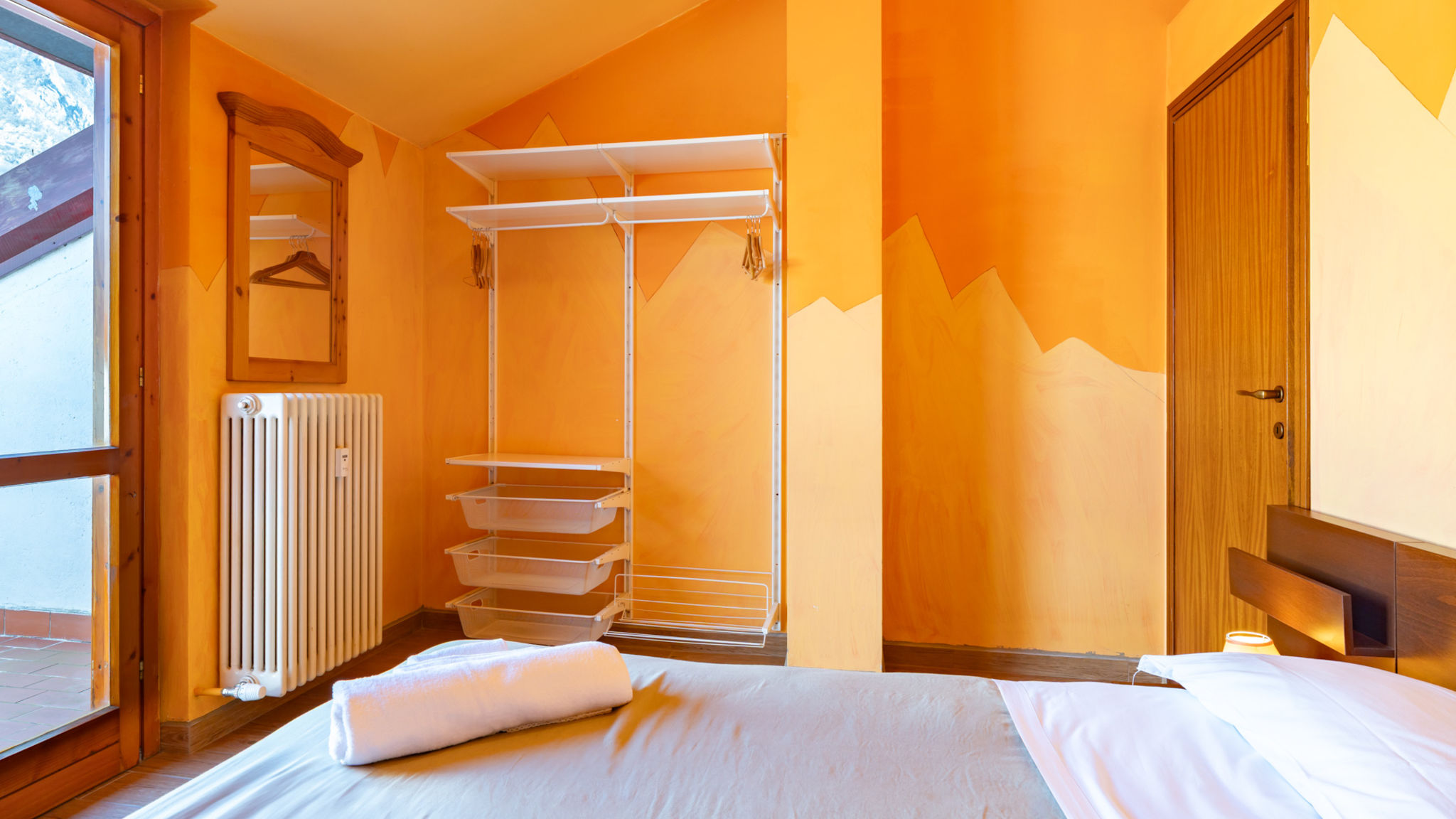 Italianway Barzio Spacious mountain view attic apartment