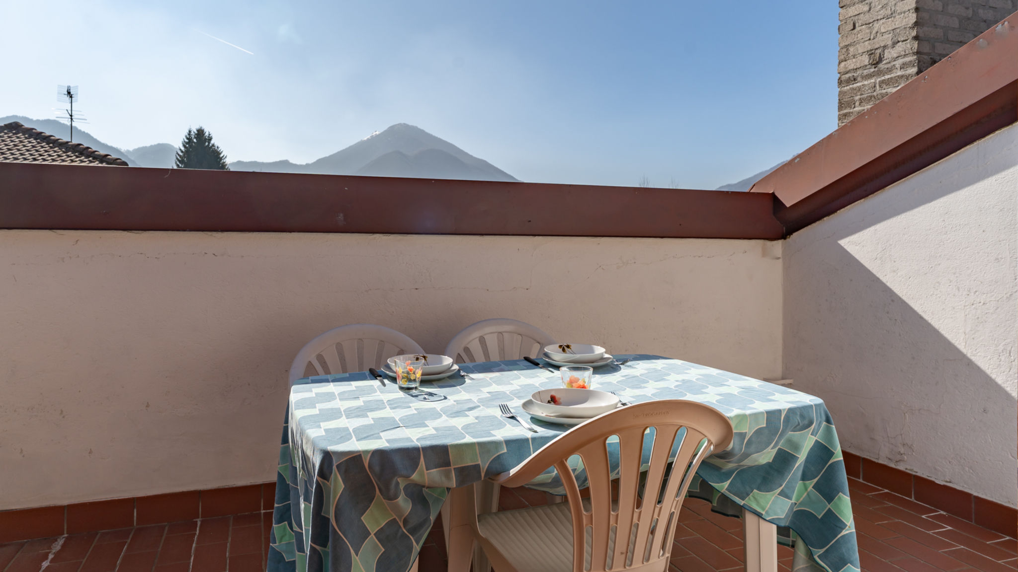 Italianway Barzio Spacious mountain view attic apartment