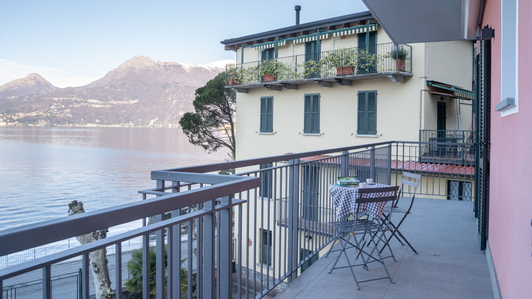 Nativoo Varenna La Roseta Creme - Lakefront 