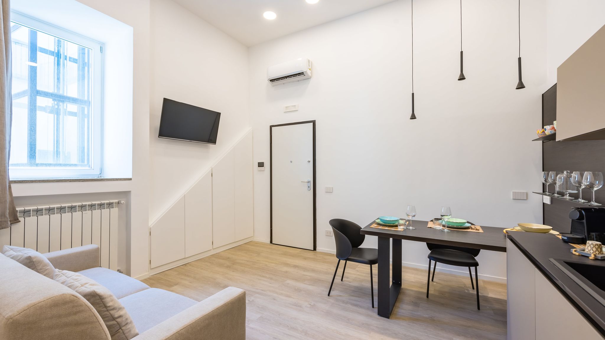 Italianway Napoli Bisicool boutique apartment by NapoliApartments
